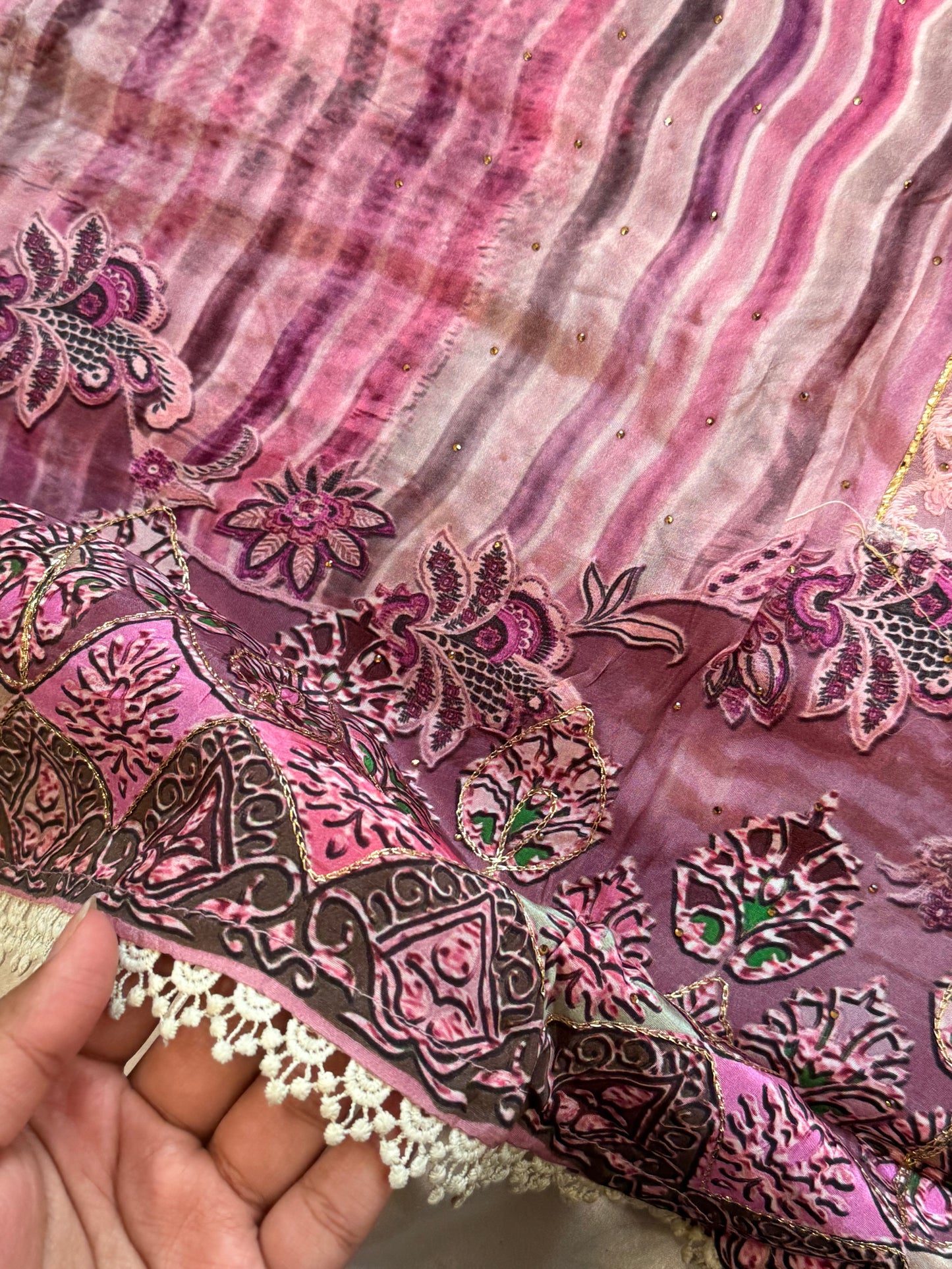 MAKHMAL PURE CREPE EMBROIDERY SUIT 6Q