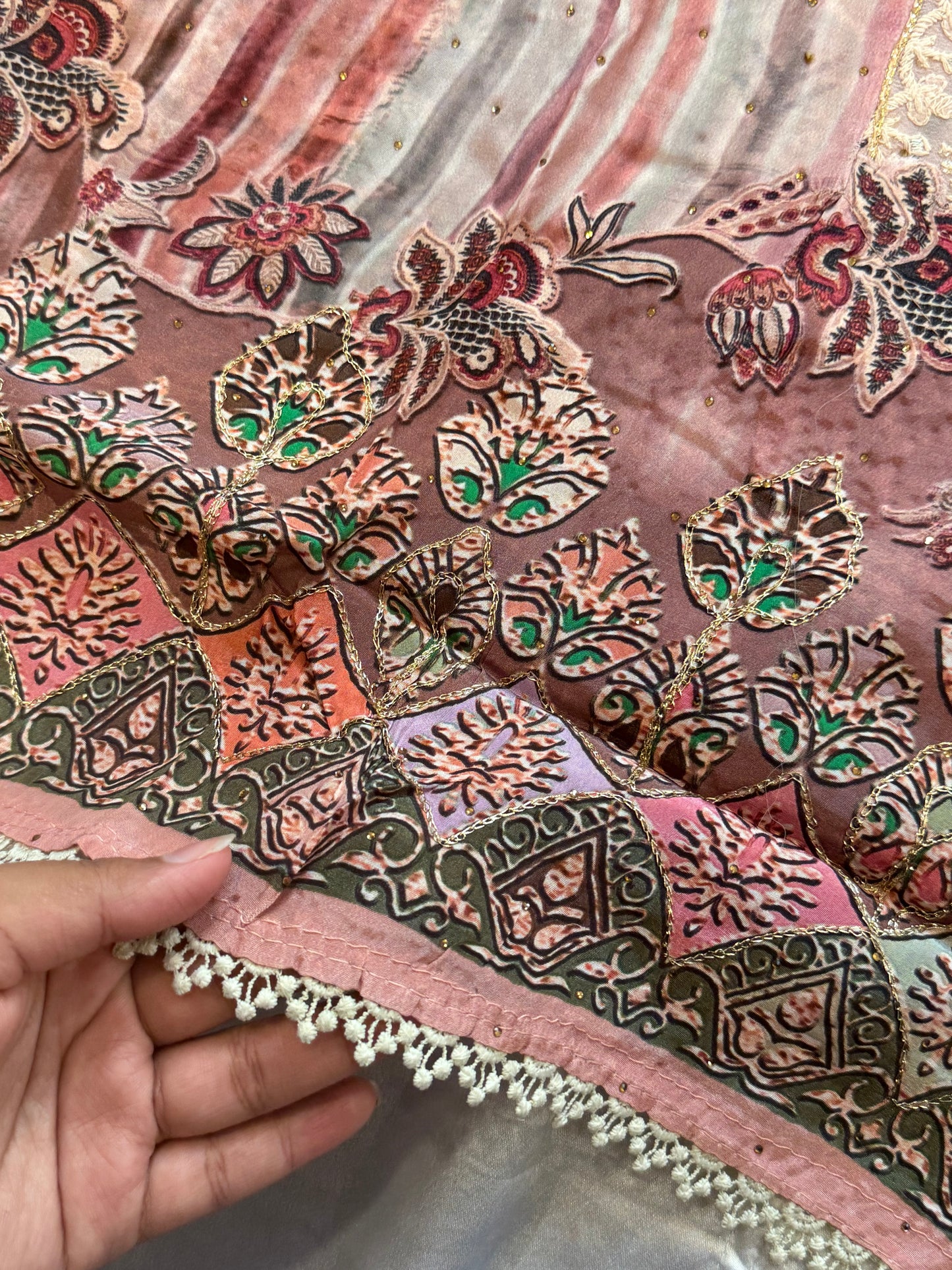 MAKHMAL PURE CREPE EMBROIDERY SUIT 7Q