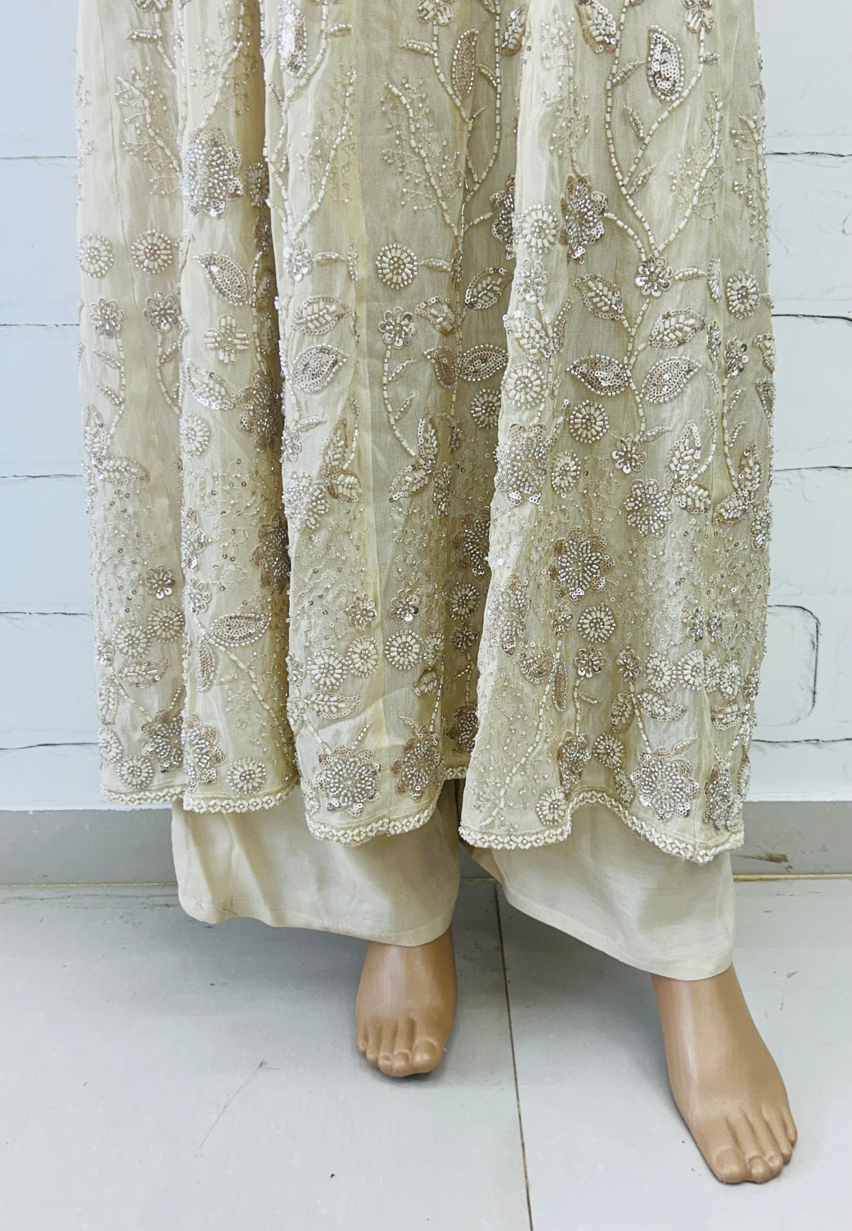 PARO HANDWORK FROCK Q