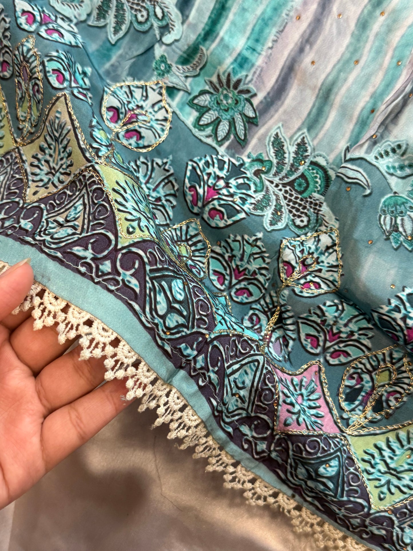 MAKHMAL PURE CREPE EMBROIDERY SUIT 5Q