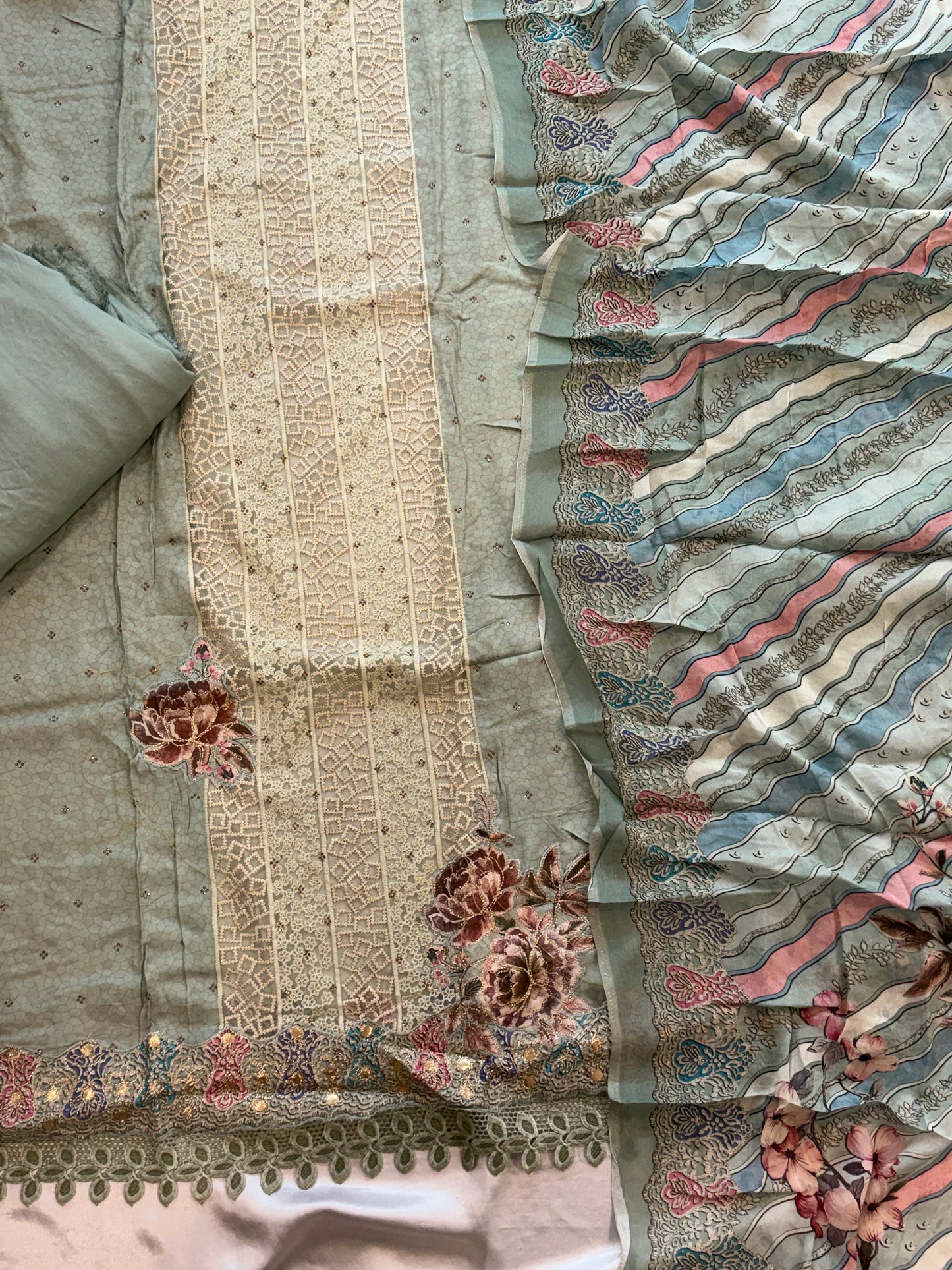 MAKHMAL PURE CREPE EMBROIDERY SUIT 9 Q