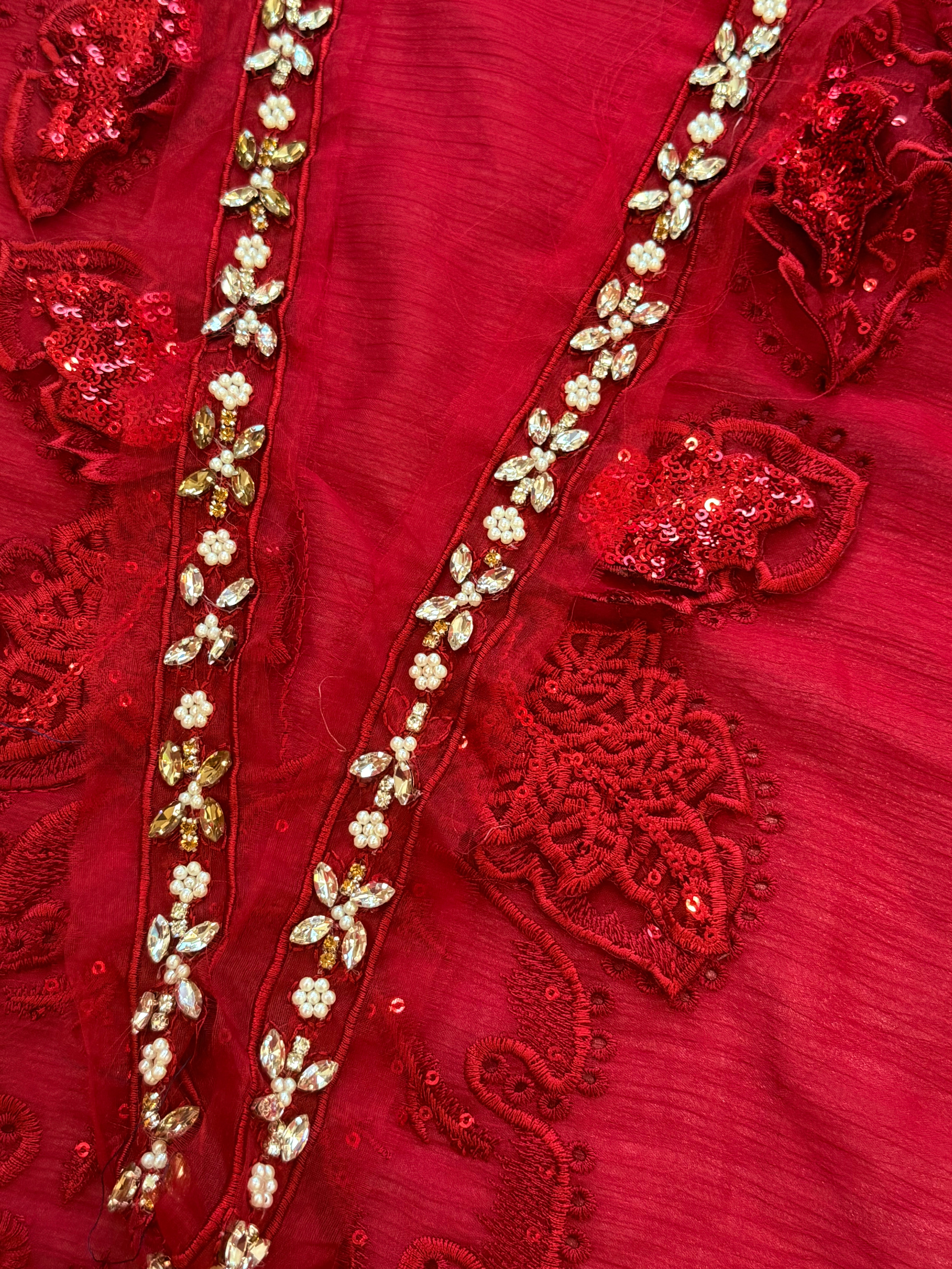 MAROON NOOR-E-CHIFFON EMBROIDERY SUIT Q