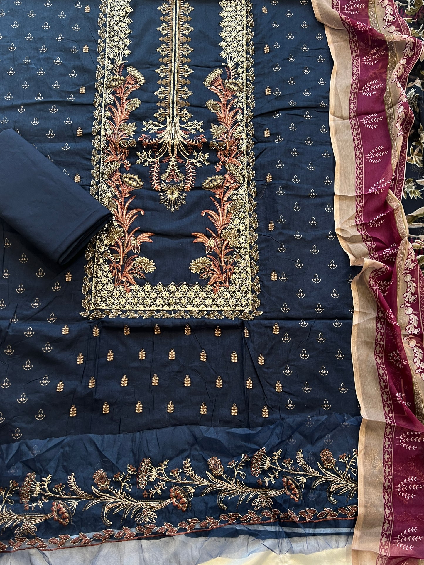 BLUE COTTON EMBROIDERY PATCH SUIT 3374