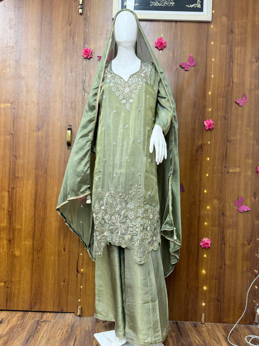 PARO SHIMMER HANDWORK SUIT 29 Q