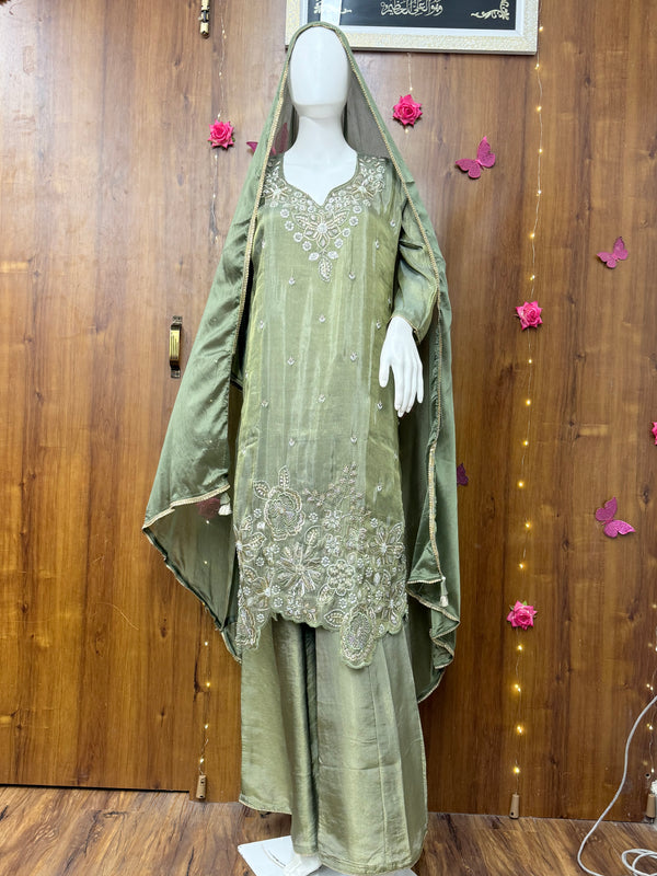 PARO SHIMMER HANDWORK SUIT 29 Q