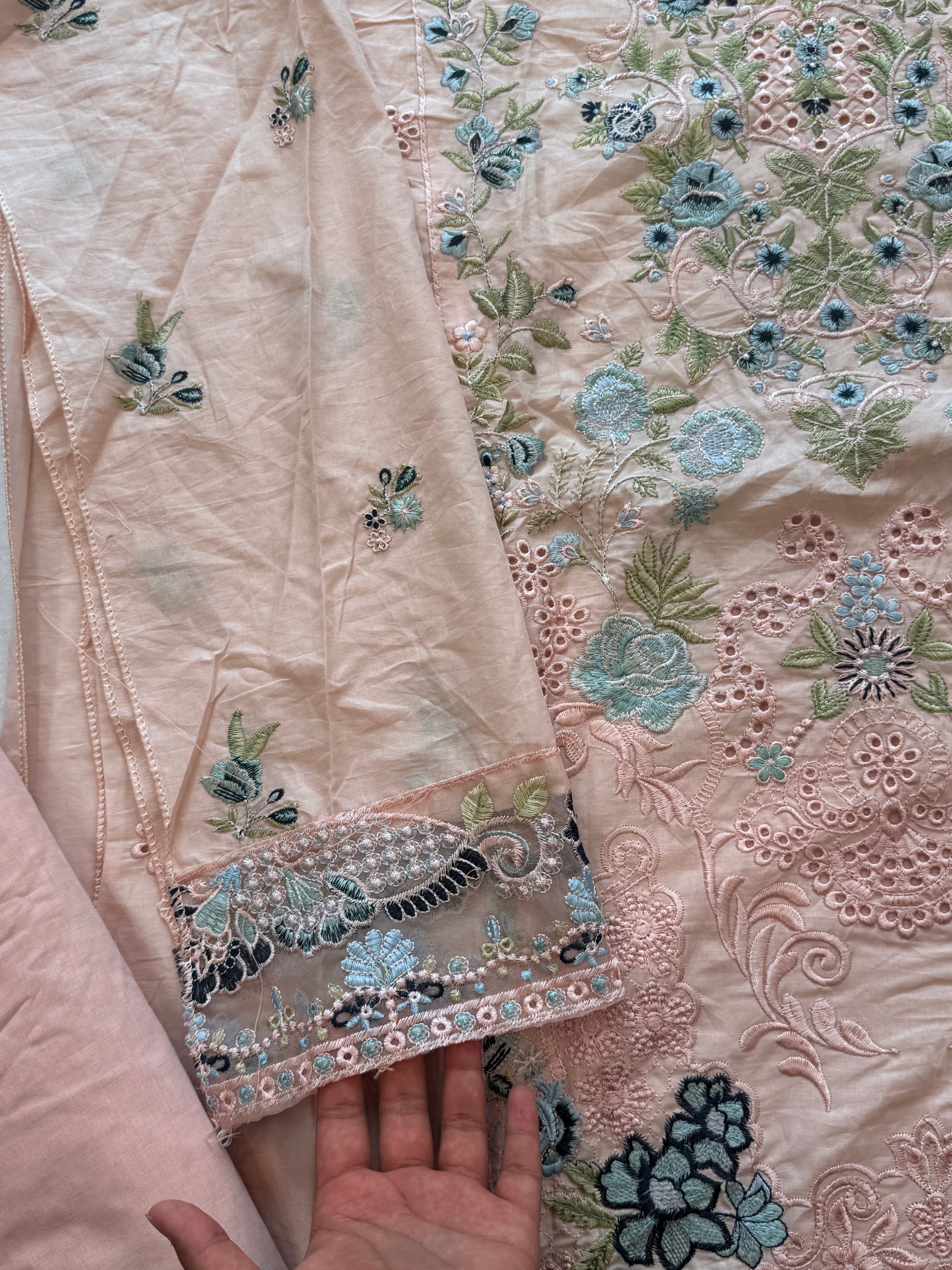 LAWN COTTON EMBROIDERY SUIT 3905