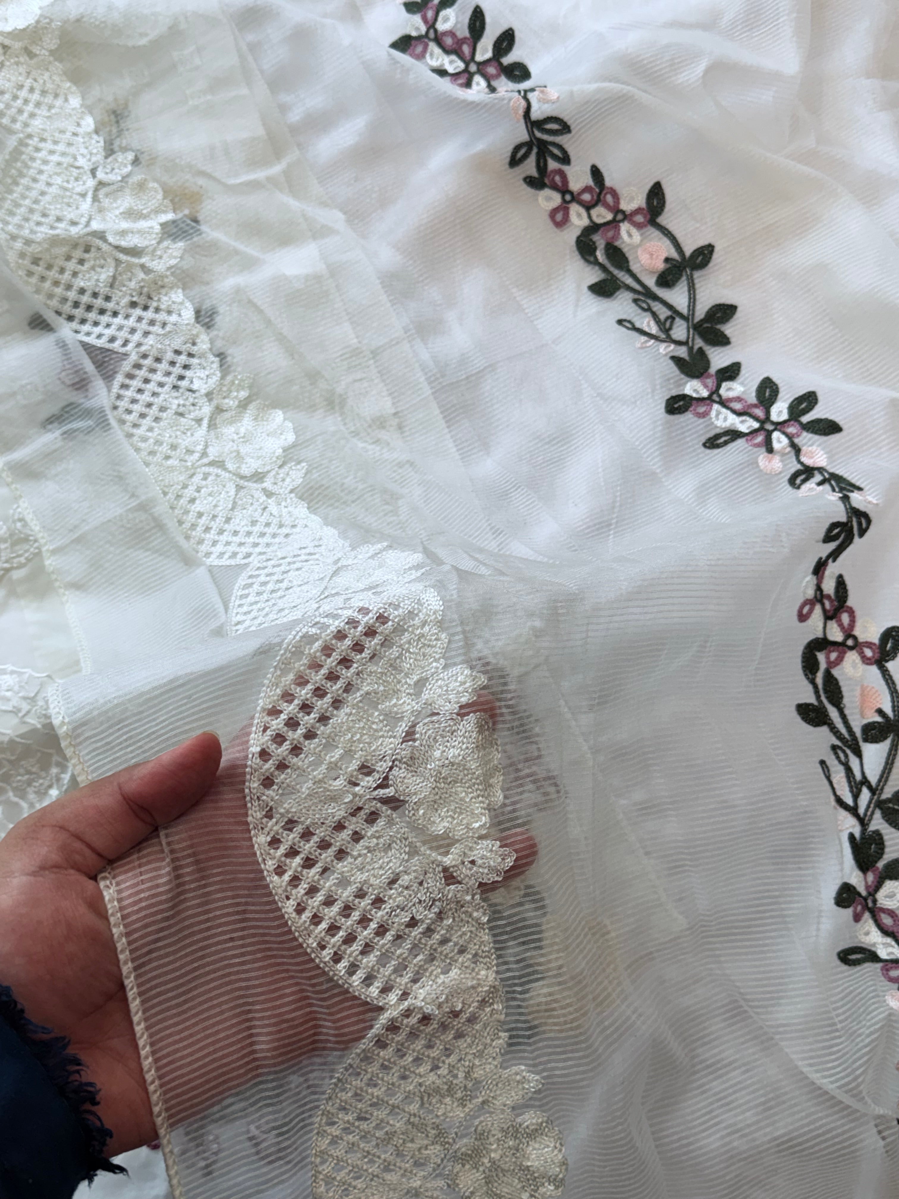 YUMNA OFFWHITE COTTON EMBROIDERY SUIT