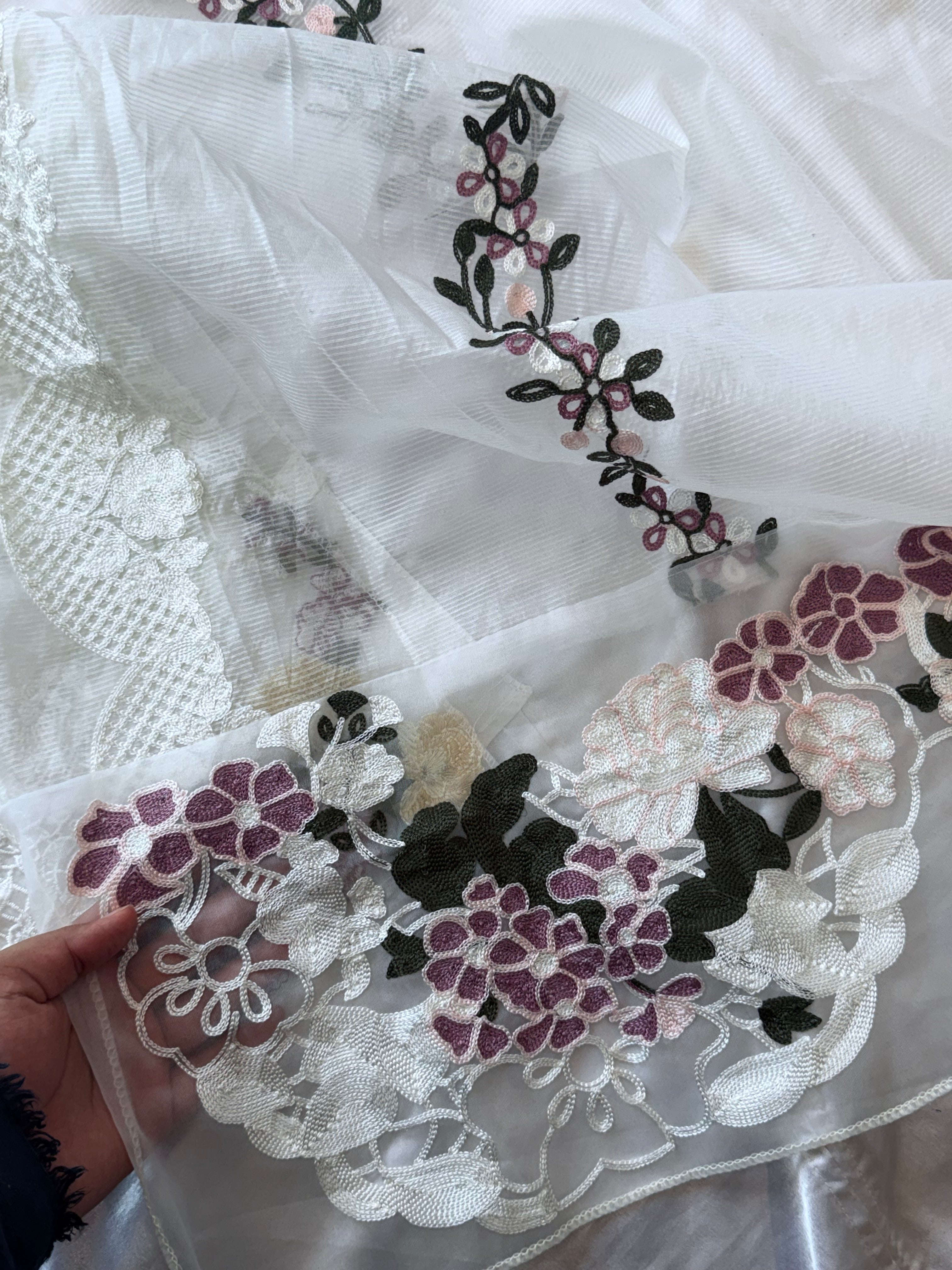 YUMNA OFFWHITE COTTON EMBROIDERY SUIT