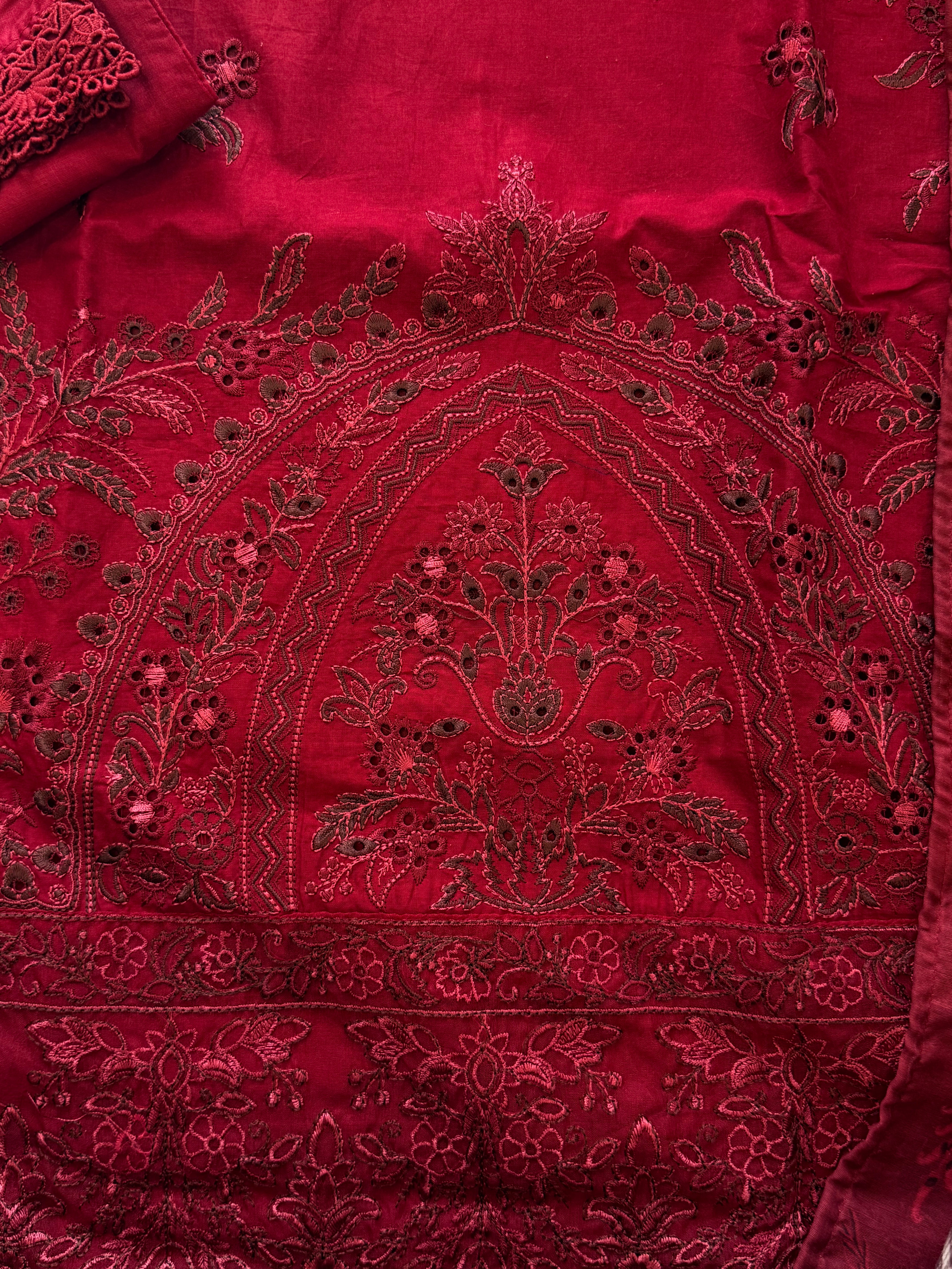 HANIA MAROON READYMADE SUIT
