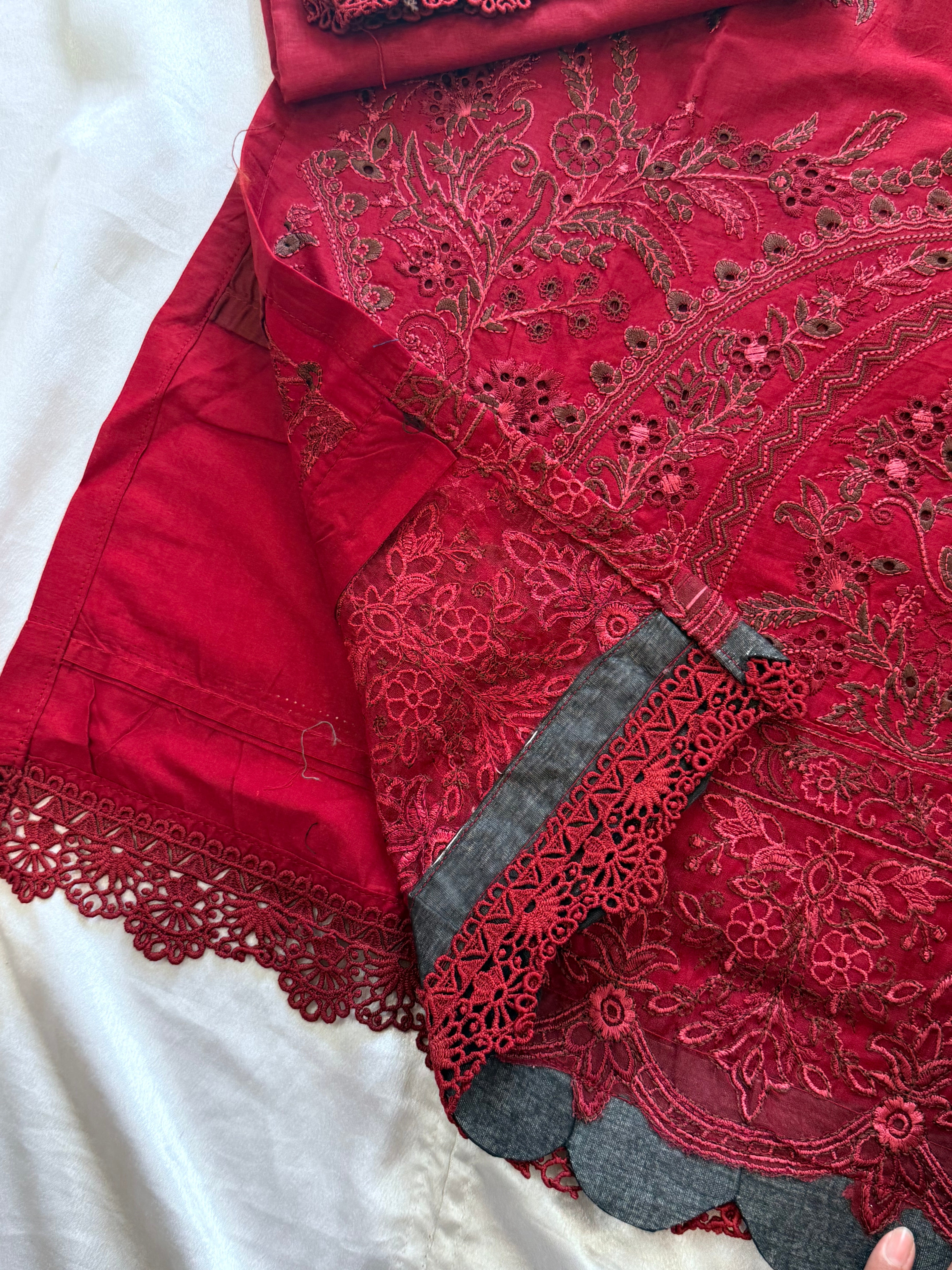 HANIA MAROON READYMADE SUIT