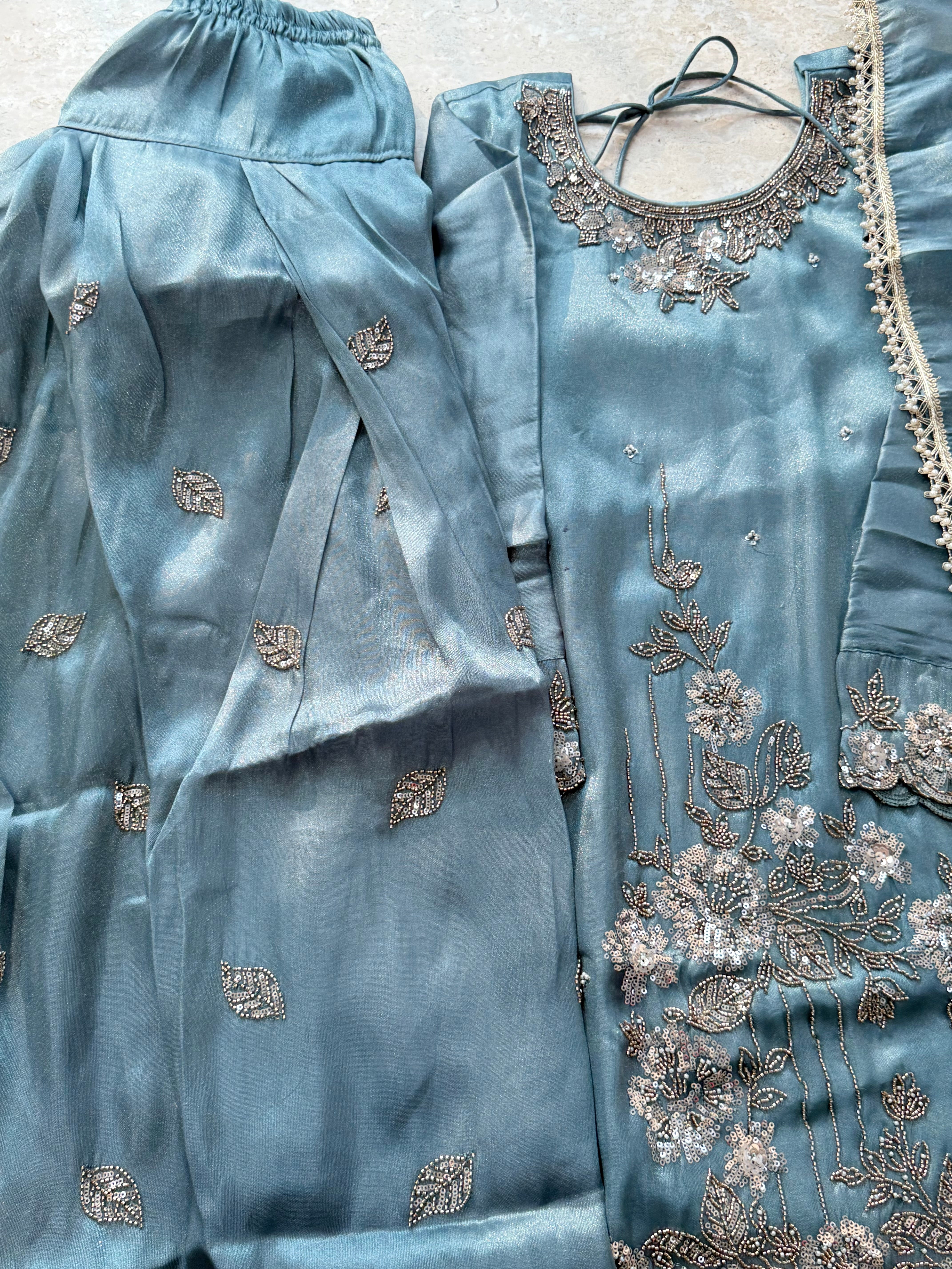 PARO FARSHI HANDWORK SUIT 23 Q