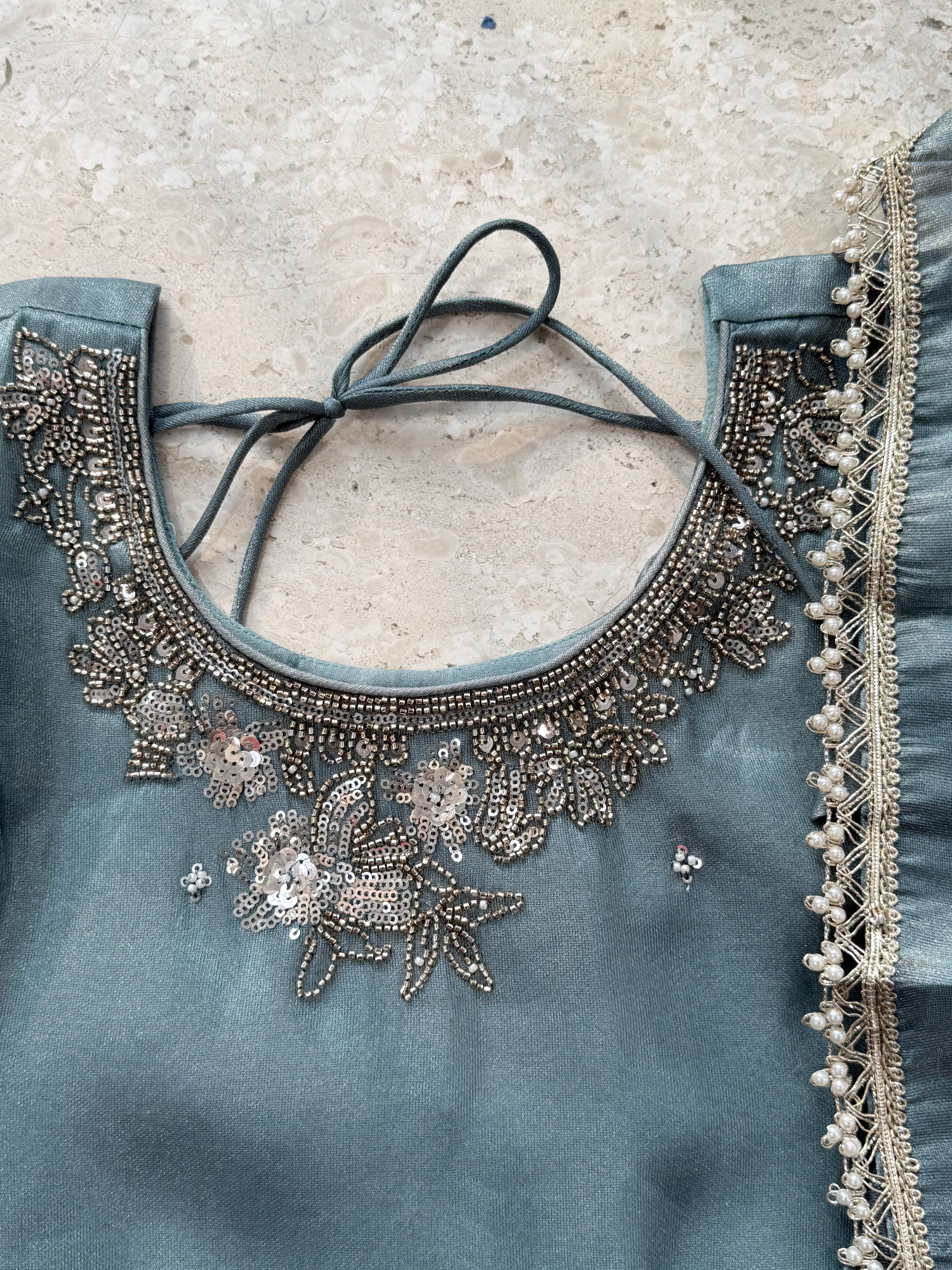 PARO FARSHI HANDWORK SUIT 23 Q