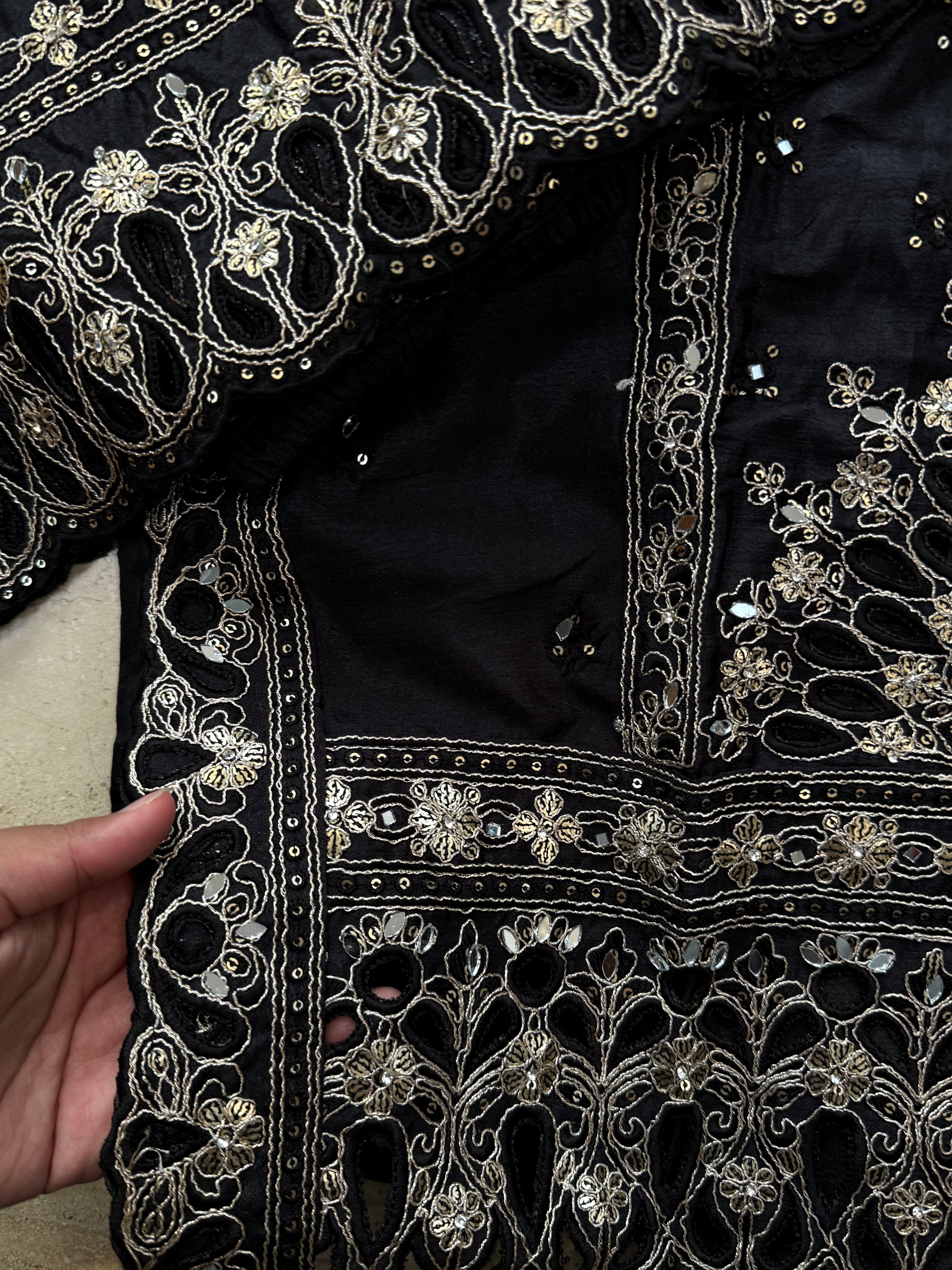 CHINNON SILK READYMADE EMBROIDERY SUIT 977 Q