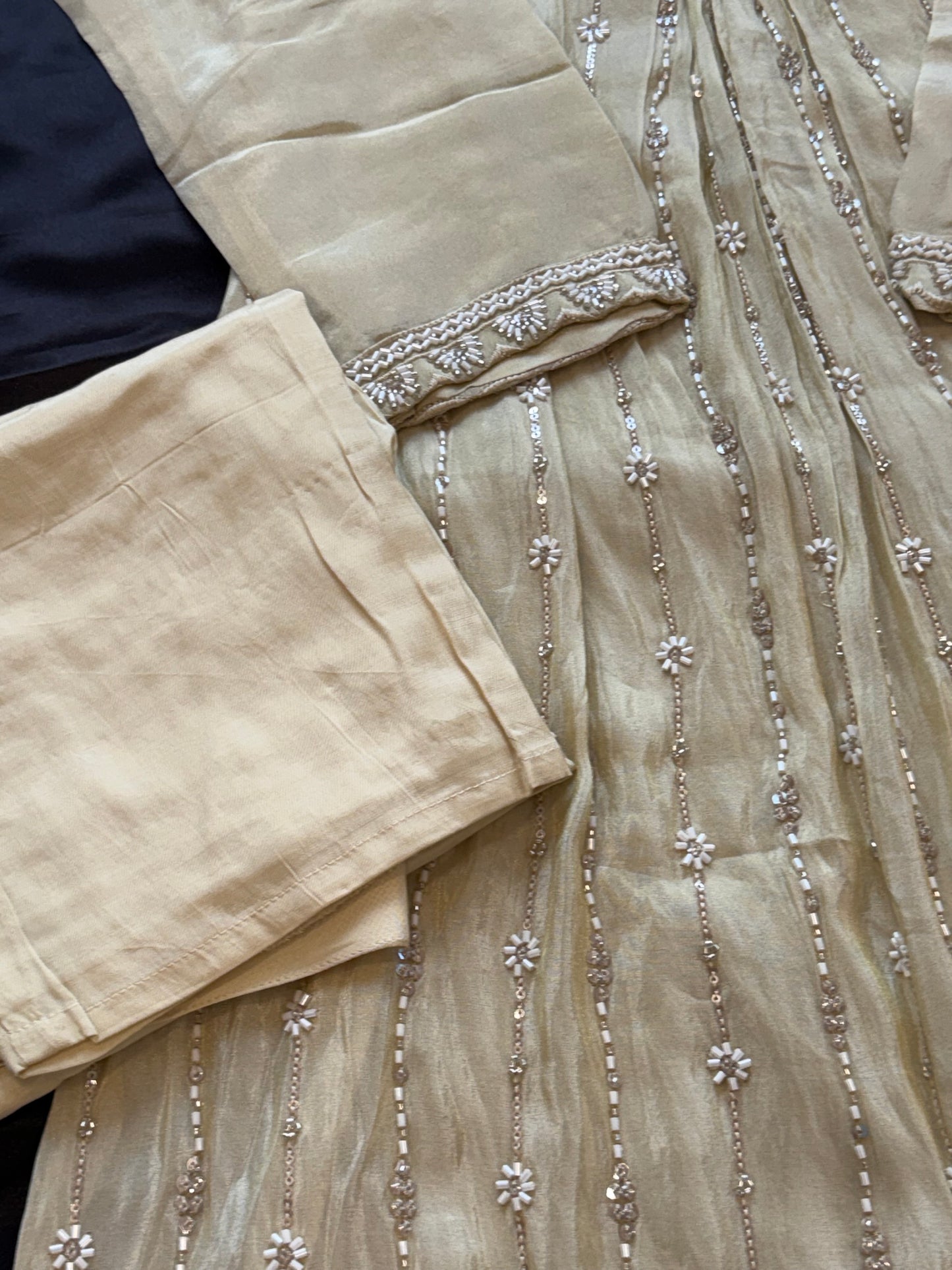 PARO CHINNON HANDWORK FROCK