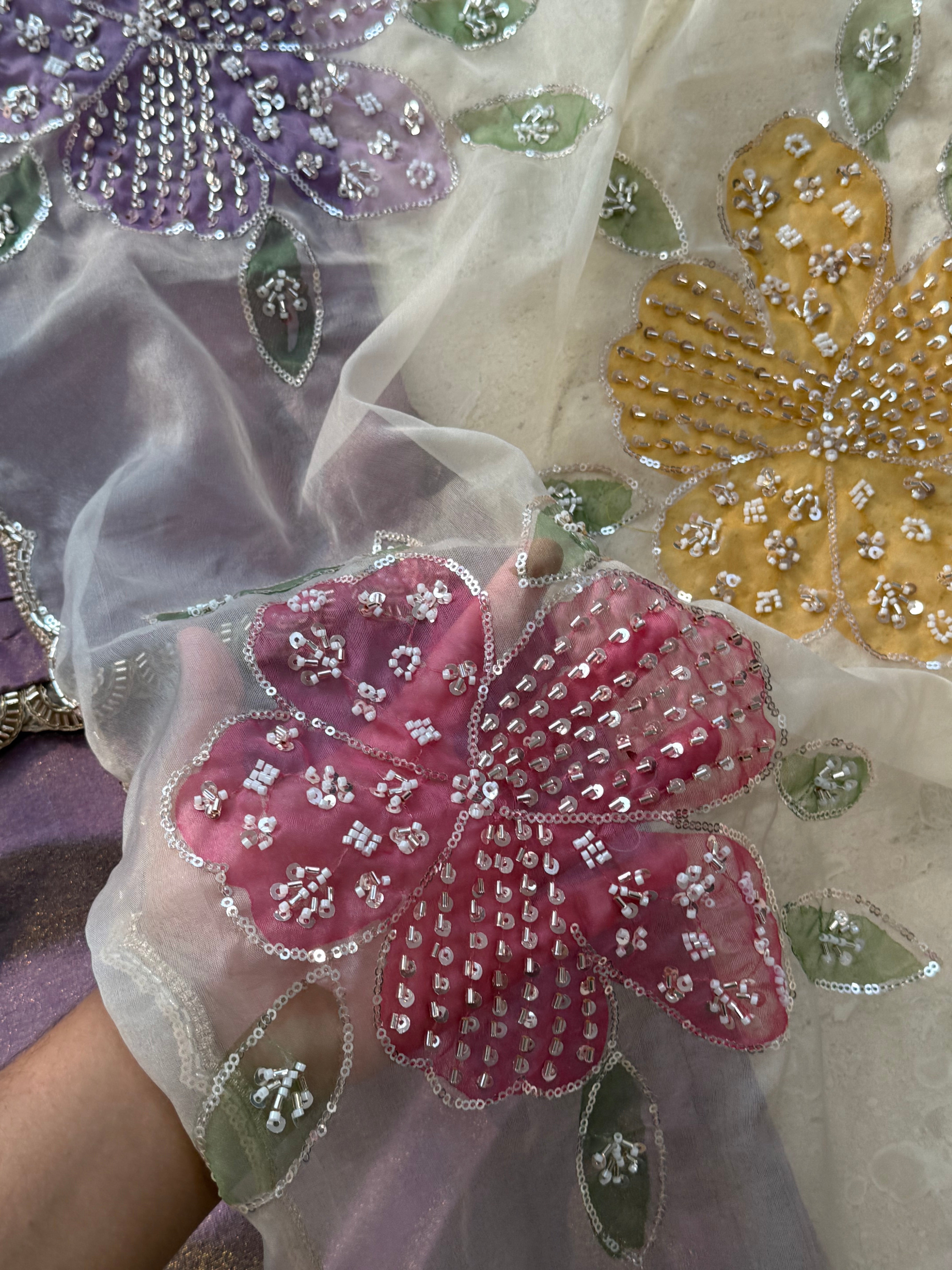 FLORAL FARSHI HANDWORK SUIT 24