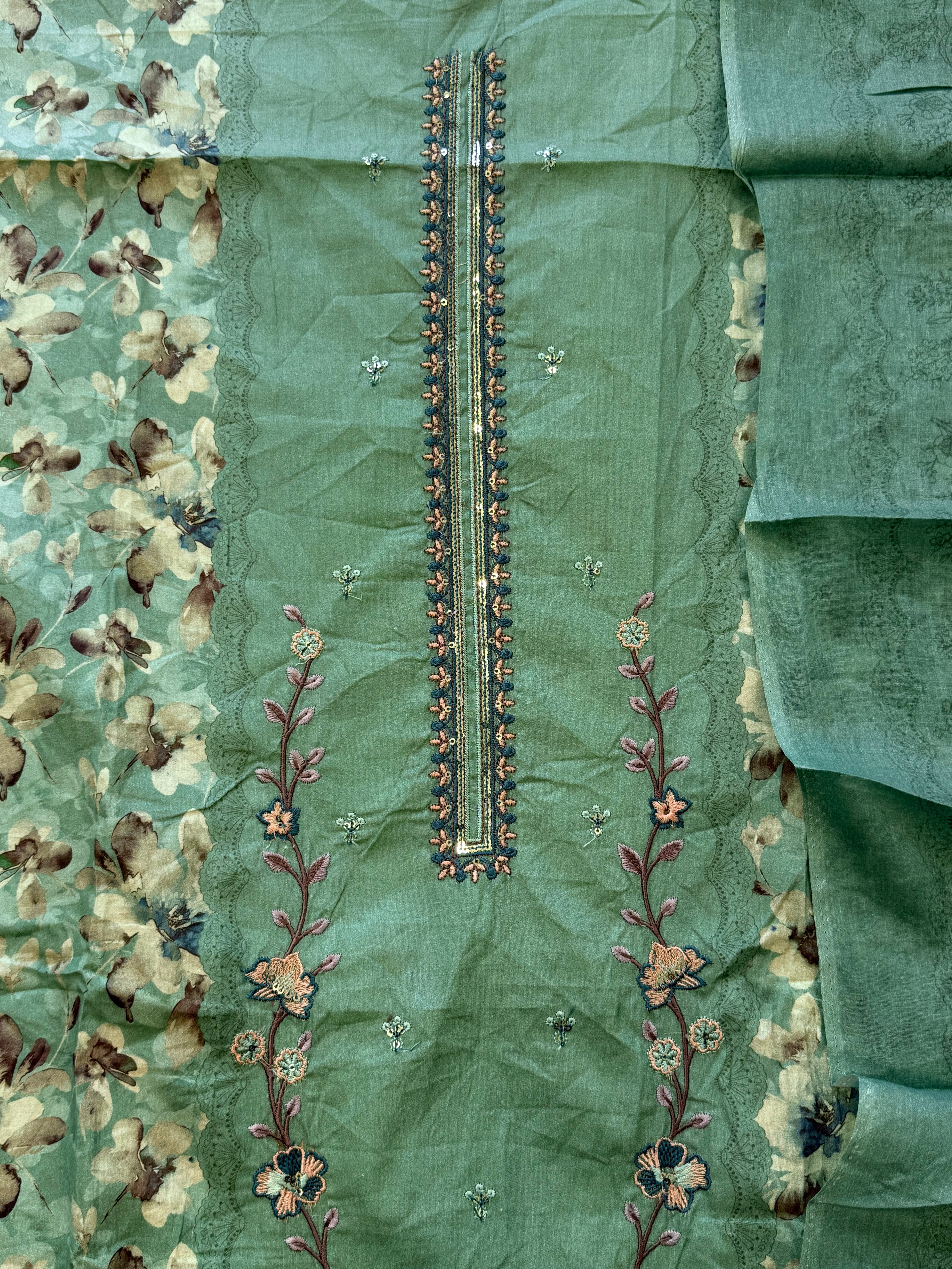 MAZDAR LAWN EMBROIDERY SUIT 1 Q