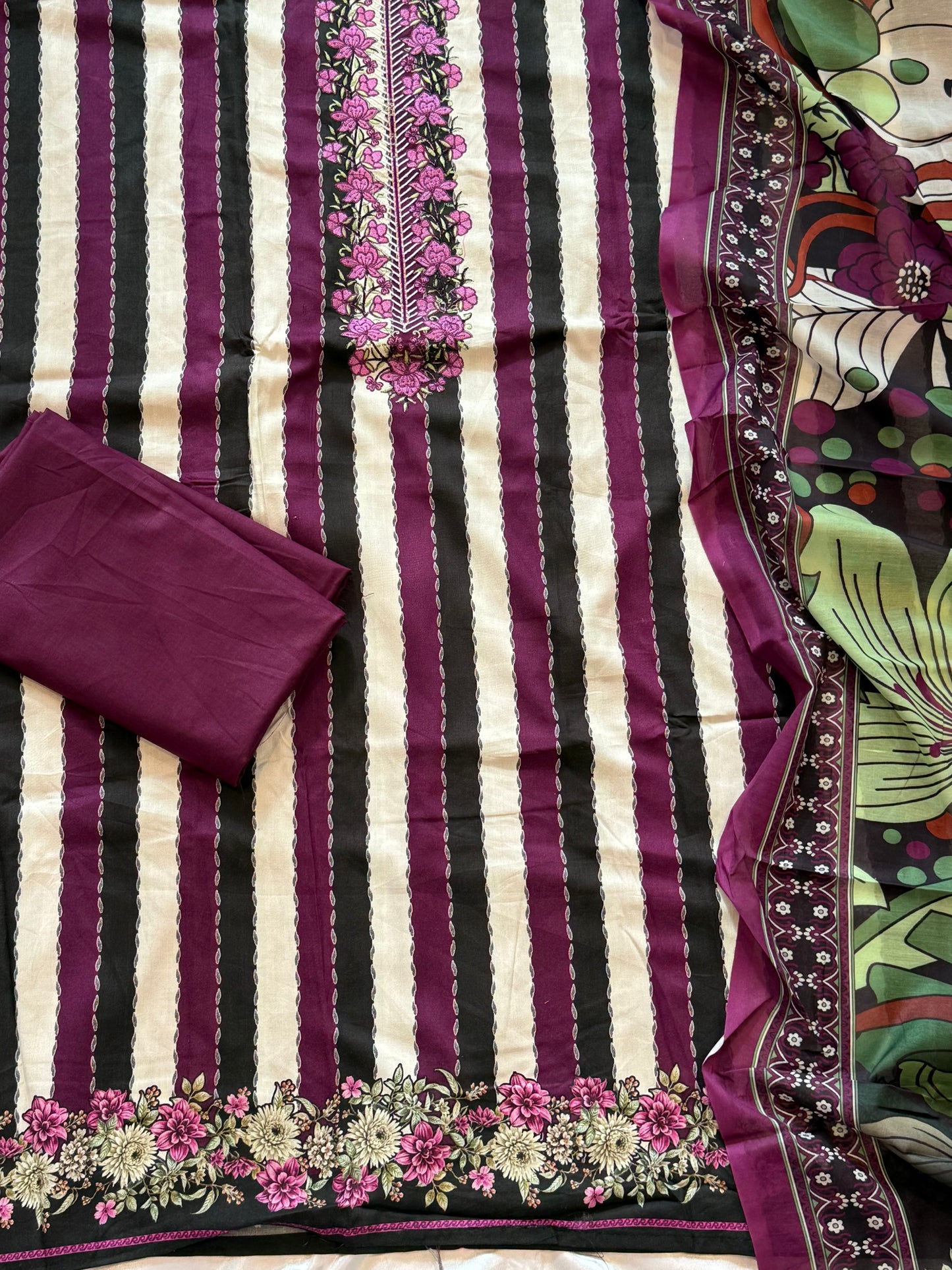 AZAA COTTON EMBROIDERY SUIT 5 Q