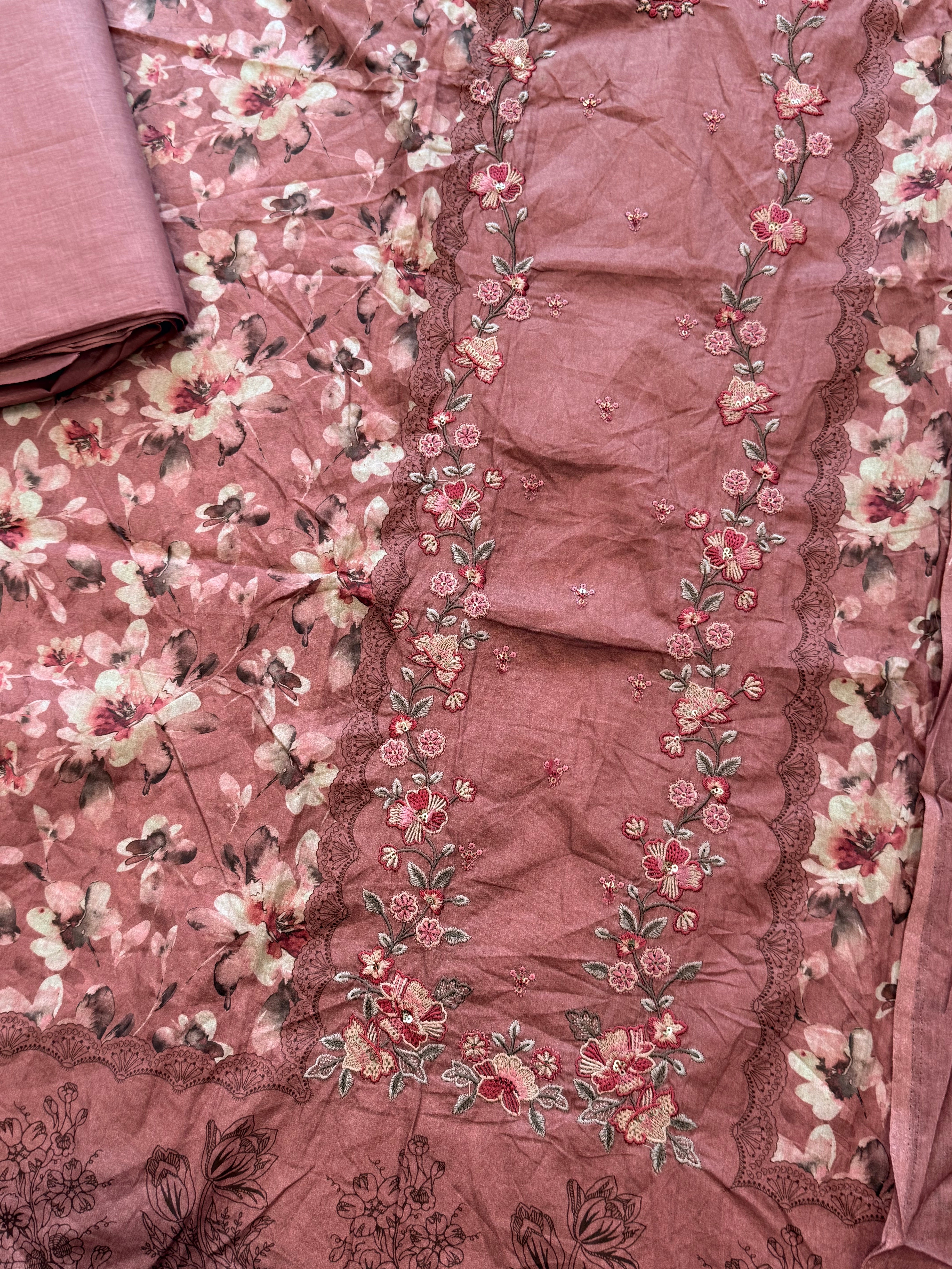 MAZDAR LAWN EMBROIDERY SUIT 4 Q