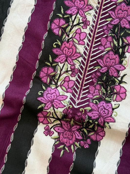 AZAA COTTON EMBROIDERY SUIT 5