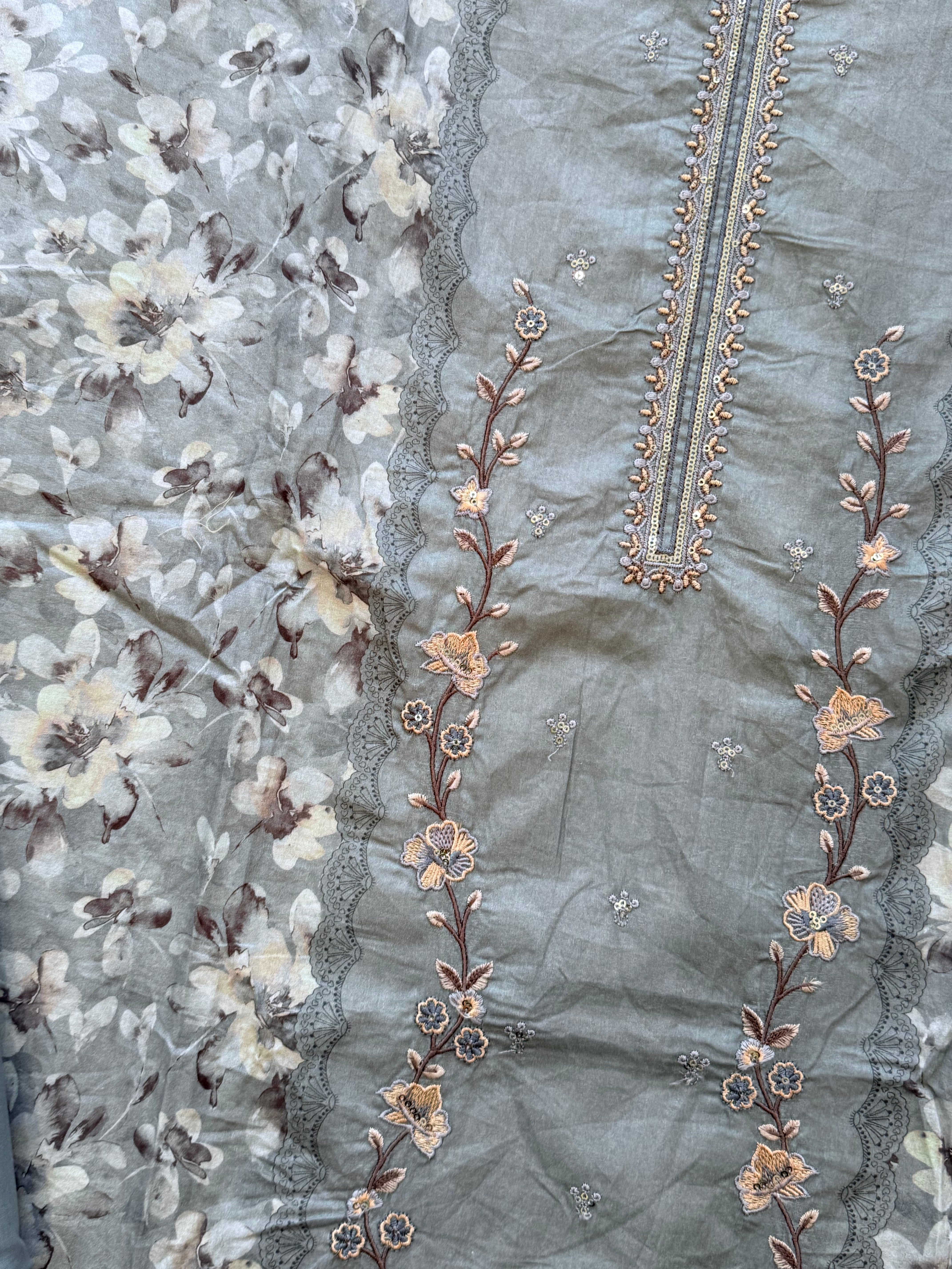 MAZDAR LAWN EMBROIDERY SUIT 2 Q