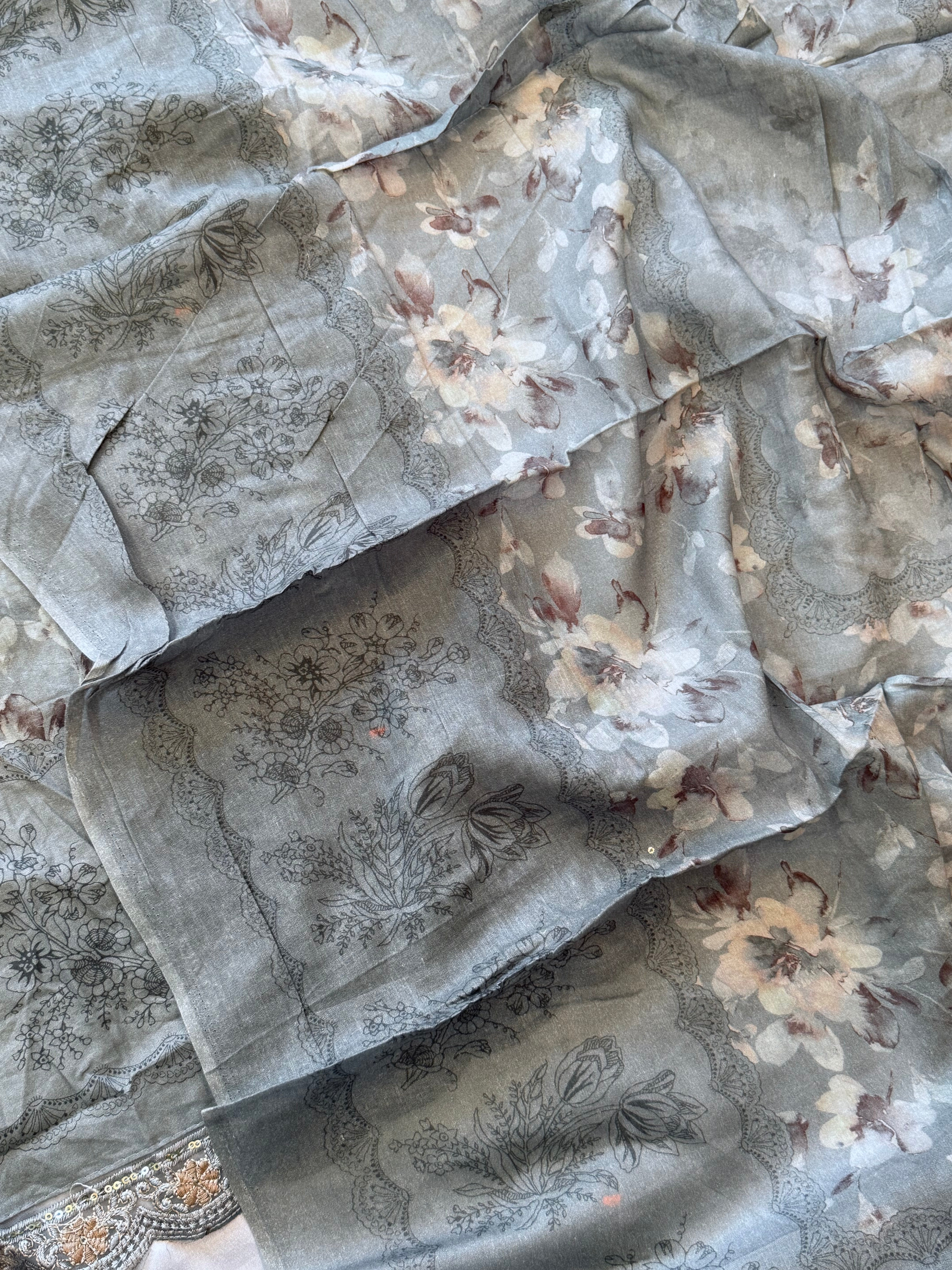MAZDAR LAWN EMBROIDERY SUIT 2 Q