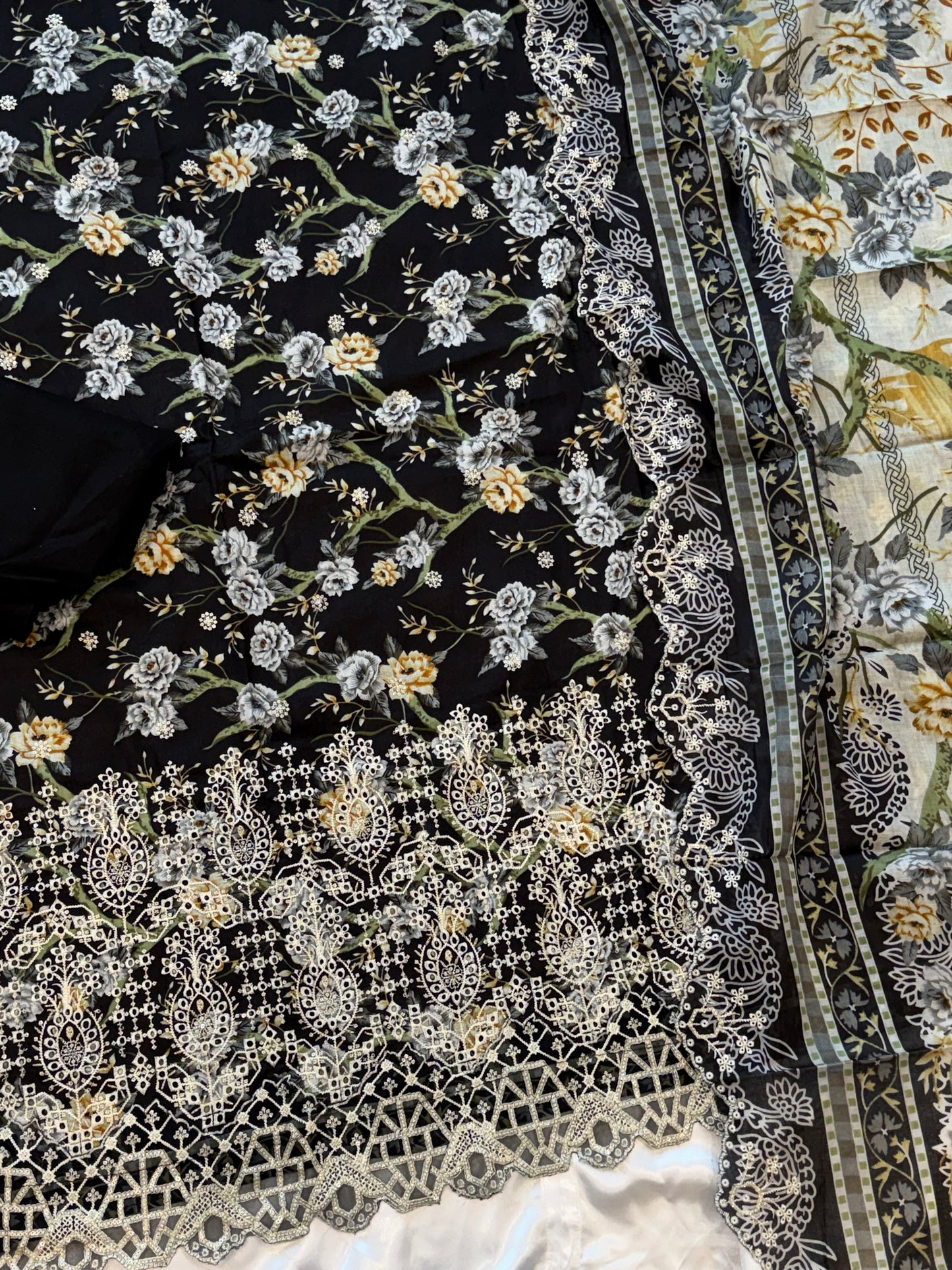 FIZA BLACK CHIKANKARI PATCH  SUIT 1 Q