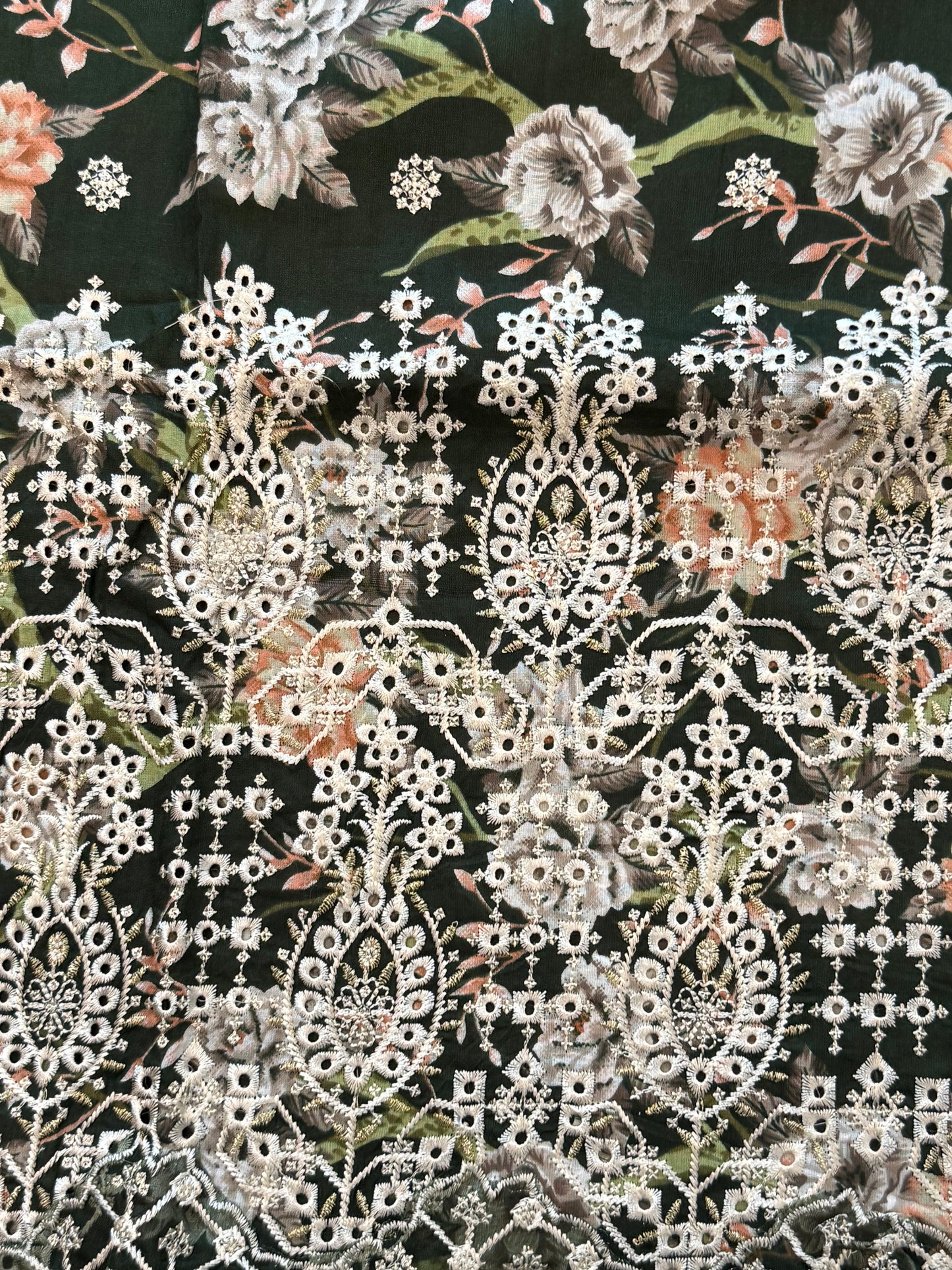 FIZA CHIKANKARI PATCH  SUIT 4 Q