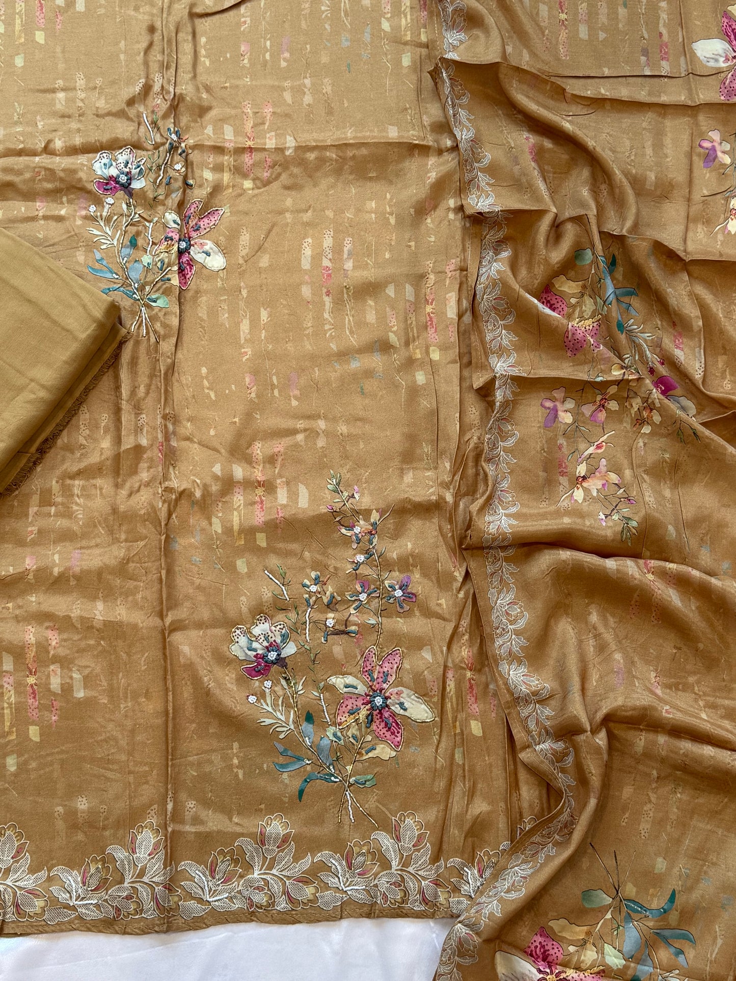 SAIRA MUSLIN HAND WORK EMBROIDERY SUIT 3 Q Q