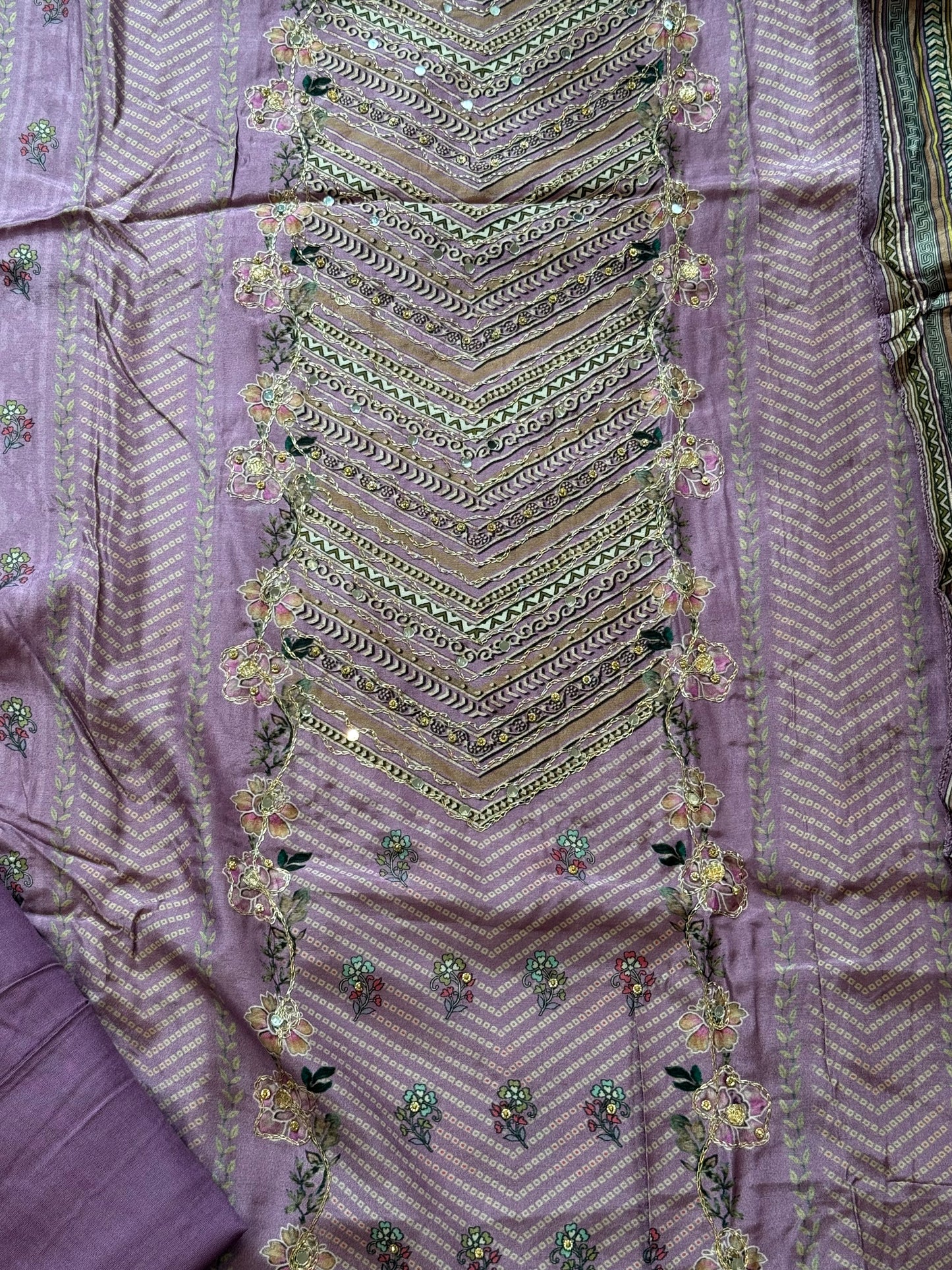 MUSLIN EMBROIDERY SUIT 232 A Q