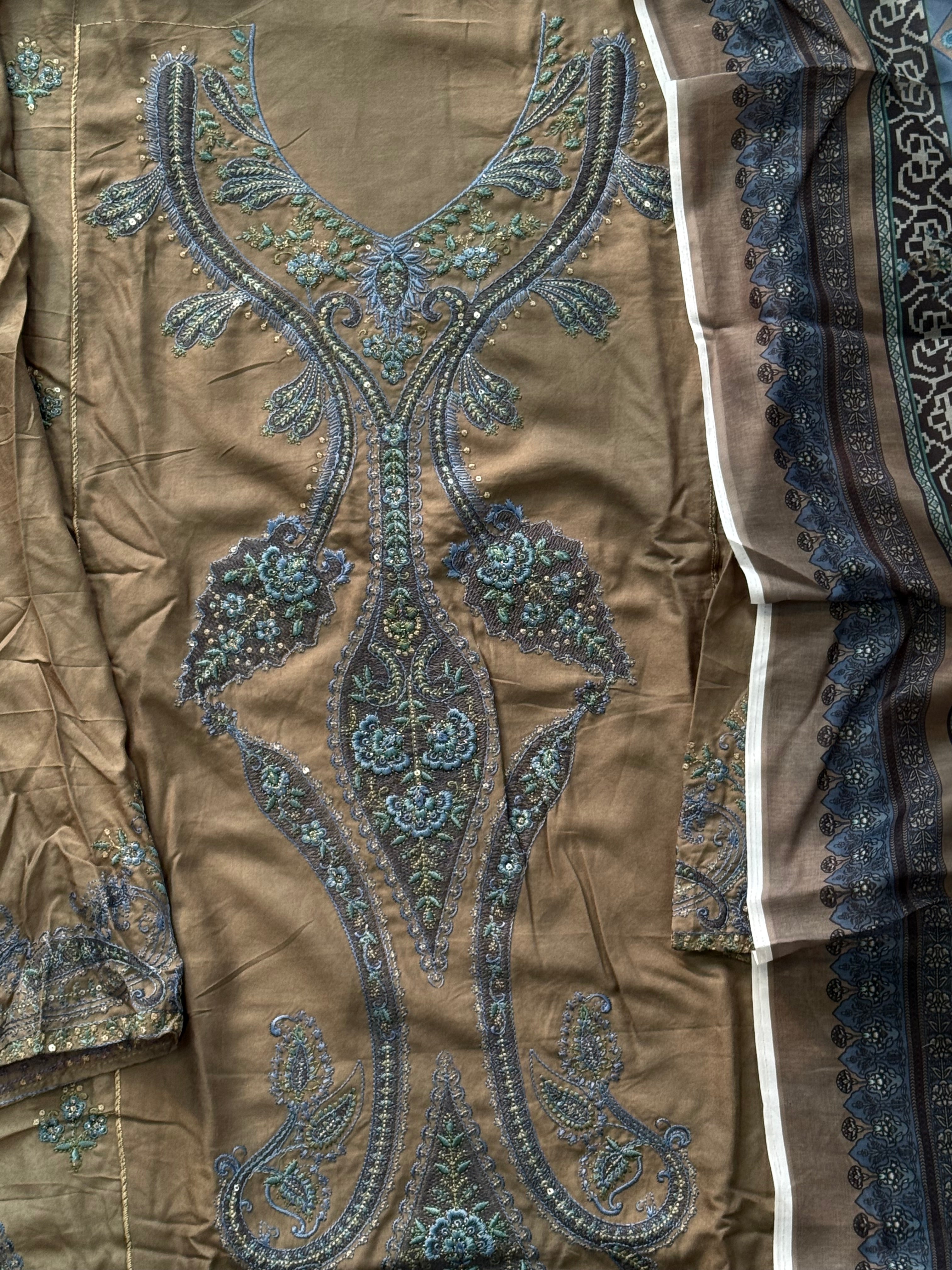 MARIA B RAYON EMBROIDERY SUIT 4