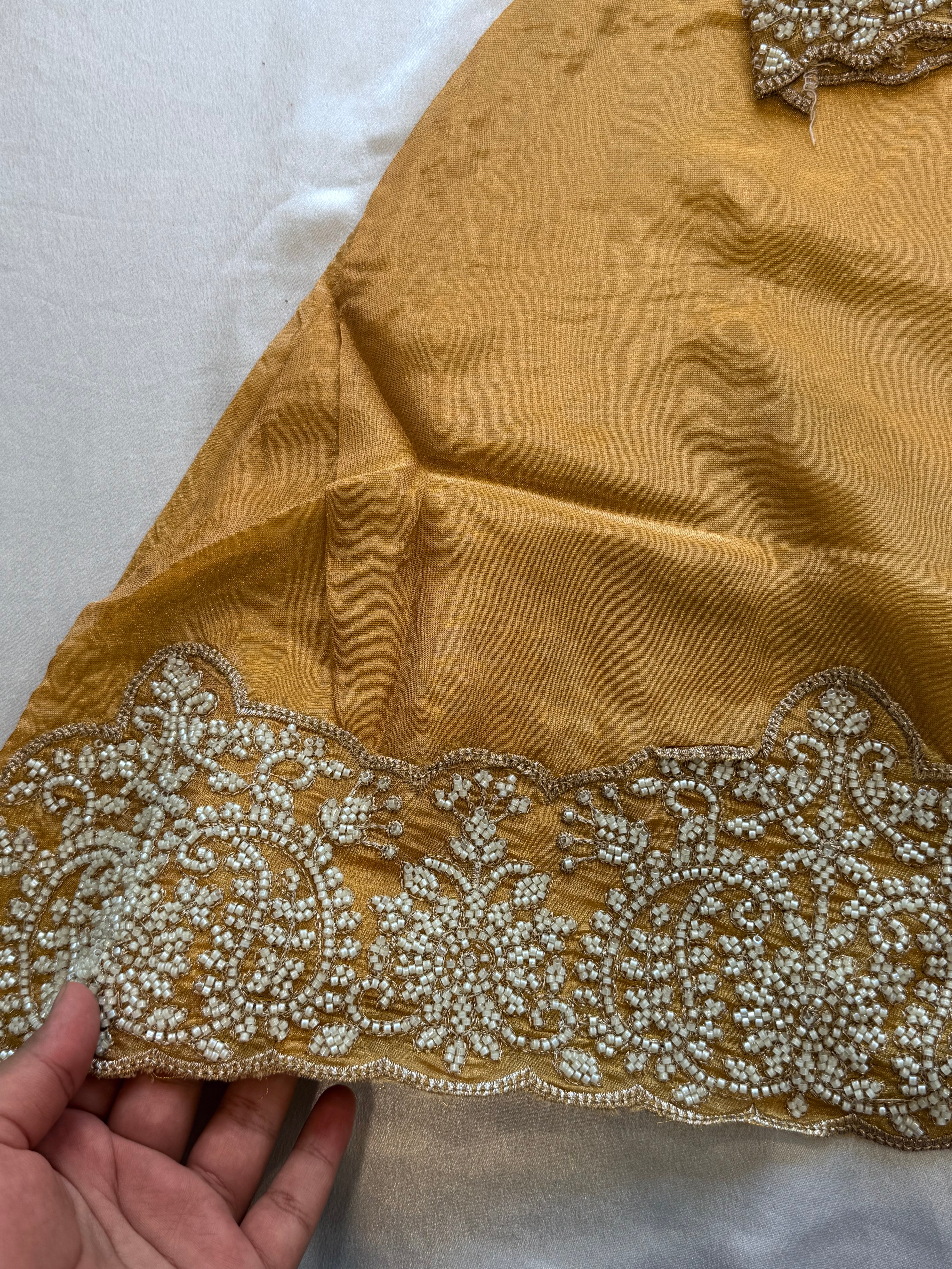 PARO GOLD FARSHI HANDWORK SUIT 1 R
