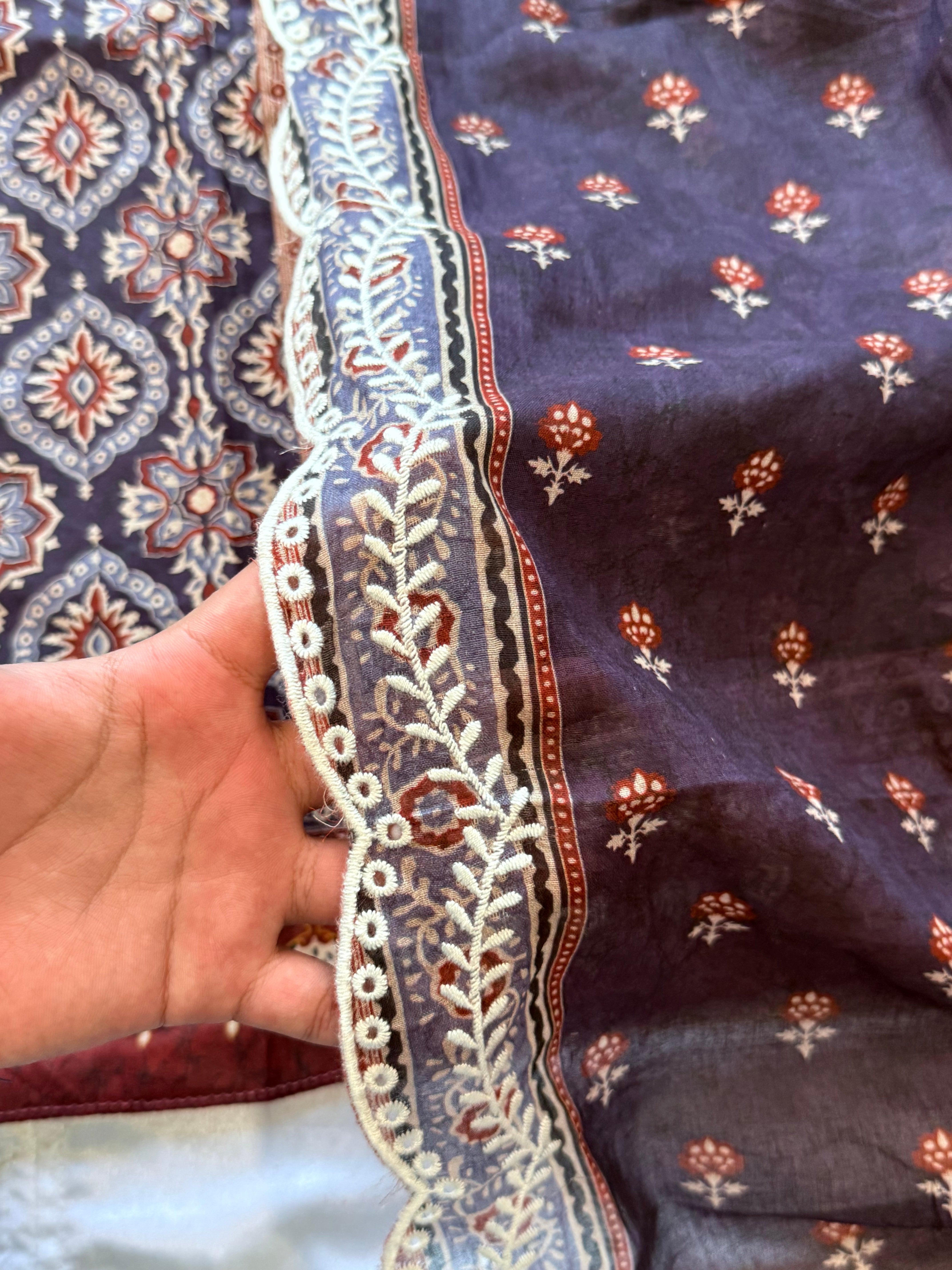 AJRAK LAWN EMBROIDERY SUIT 4
