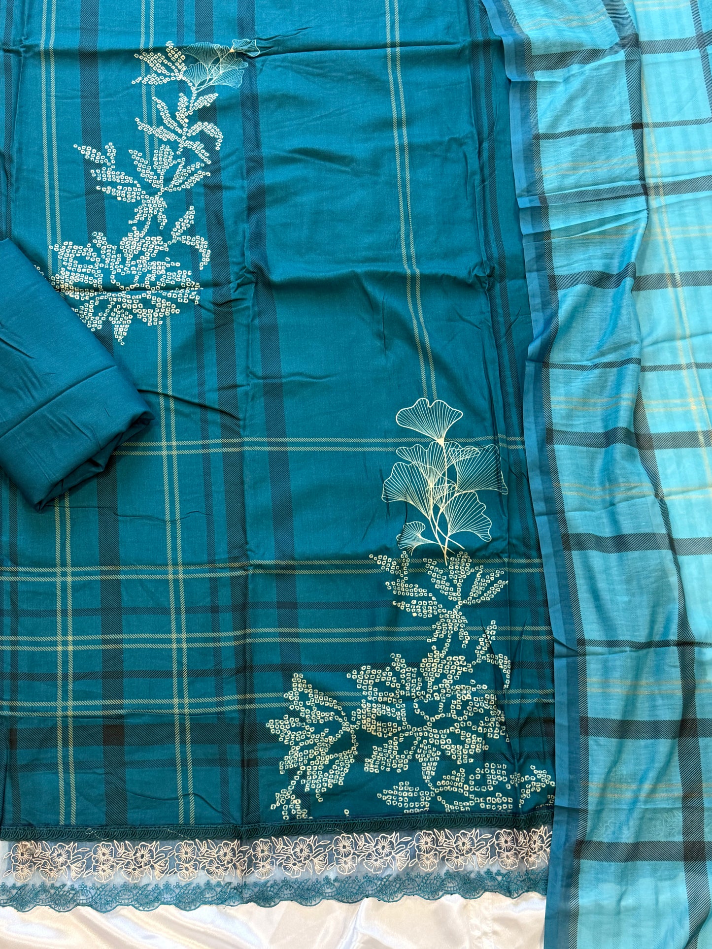 SVA LAWN EMBROIDER SUIT 4 Q