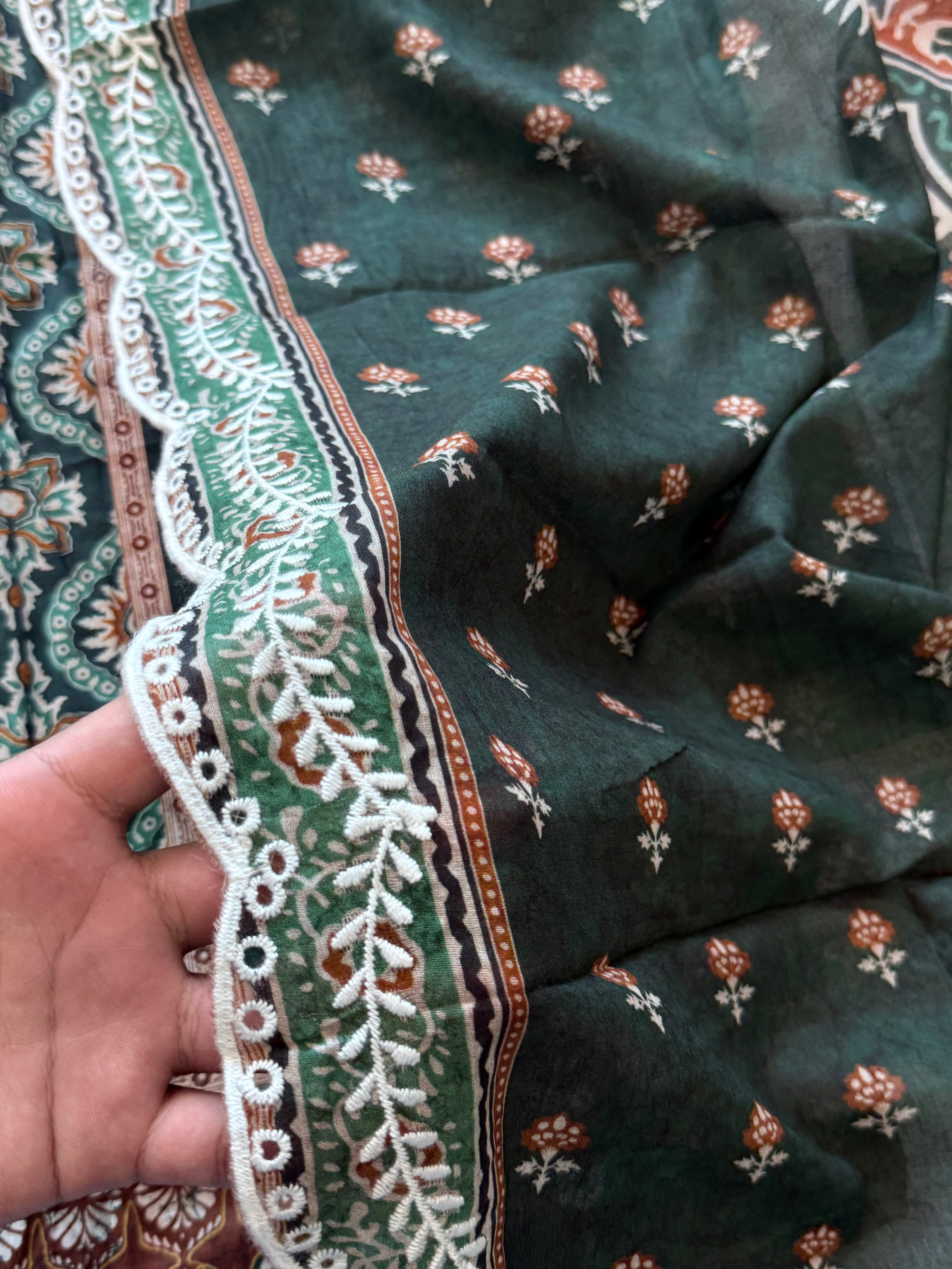 AJRAK LAWN EMBROIDERY SUIT 3