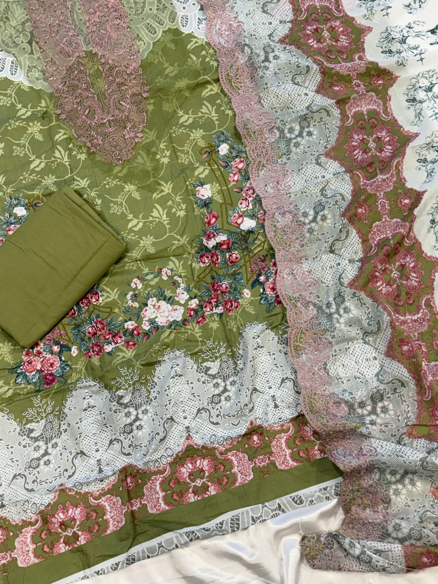 HAALA LAWN EMBROIDERY PATCH SUIT 5 Q