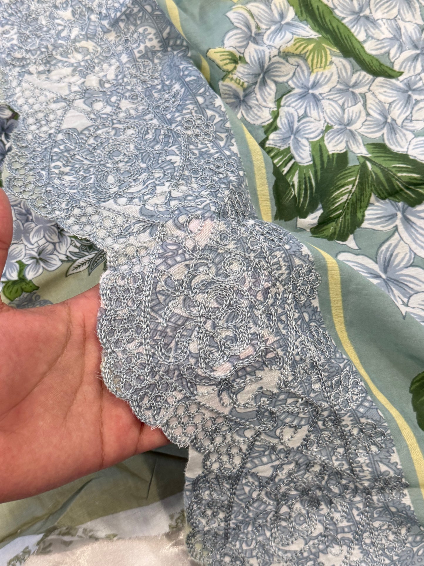 HAALA LAWN EMBROIDERY PATCH SUIT 4 Q