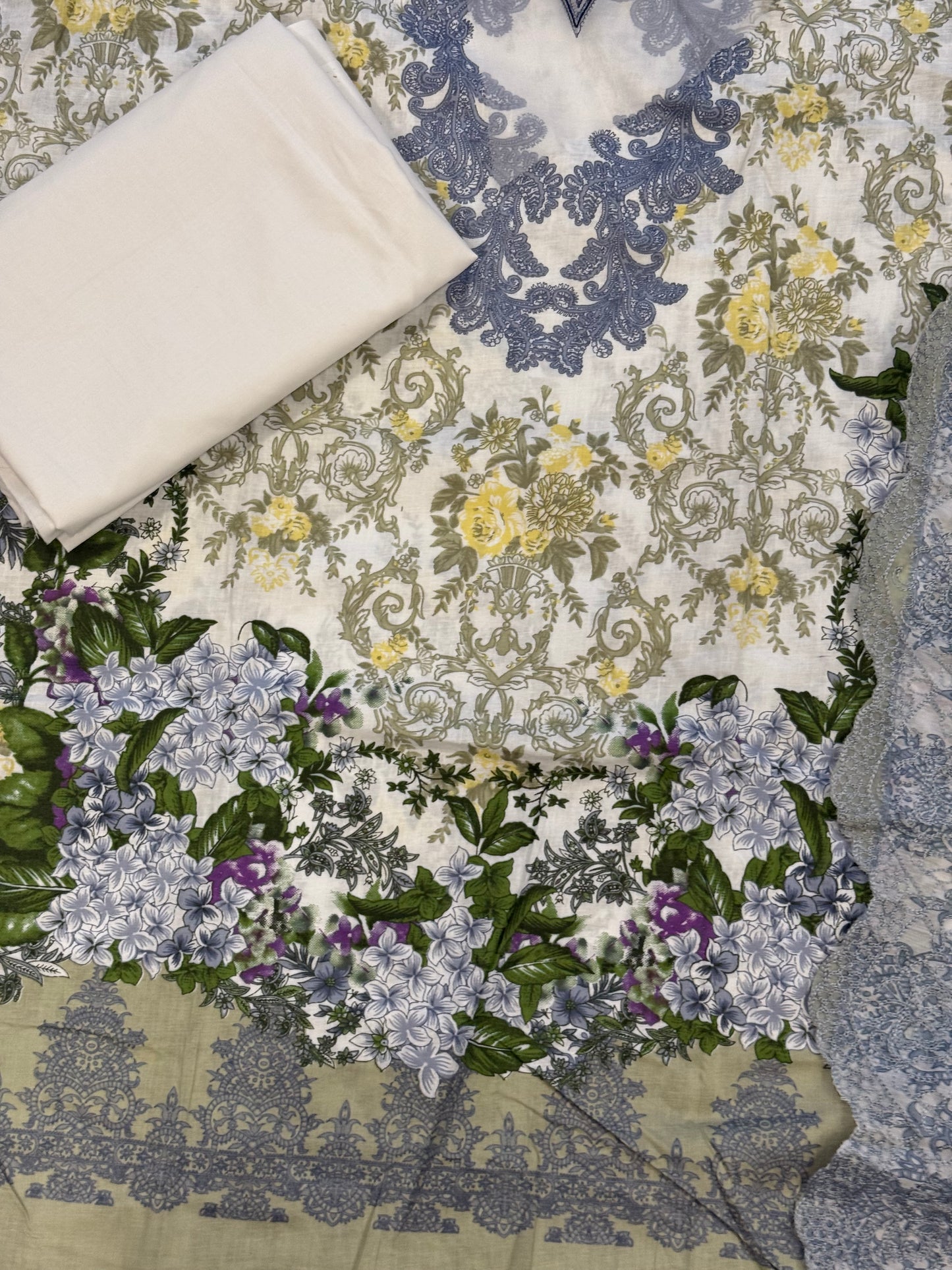 HAALA LAWN EMBROIDERY PATCH SUIT 4 Q