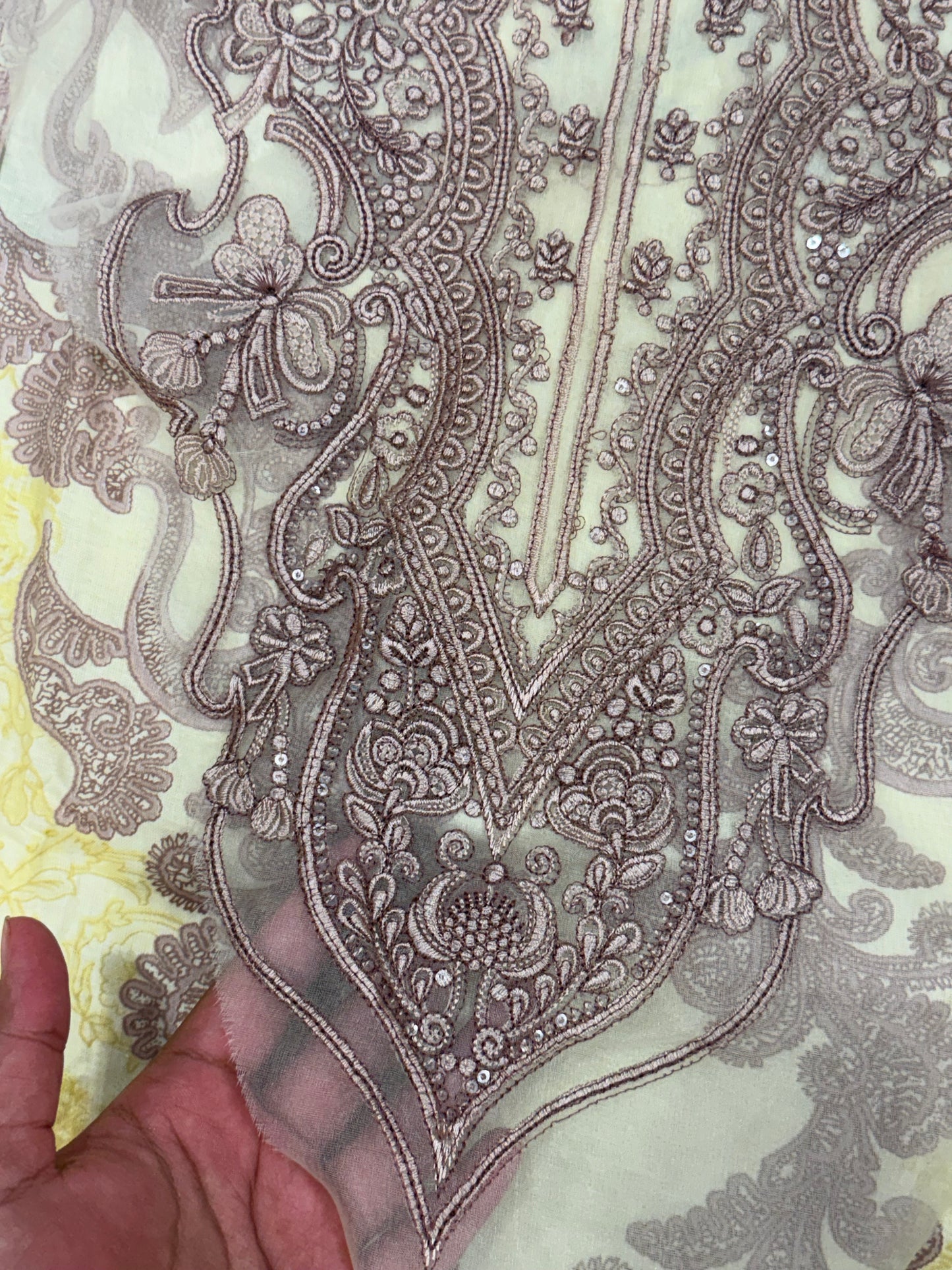 HAALA LAWN EMBROIDERY PATCH SUIT 2 Q