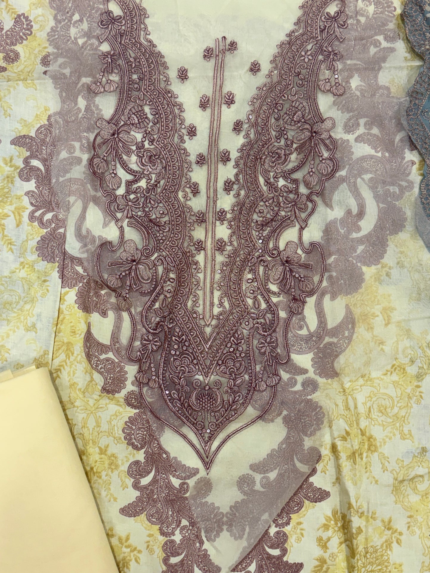 HAALA LAWN EMBROIDERY PATCH SUIT 2 Q