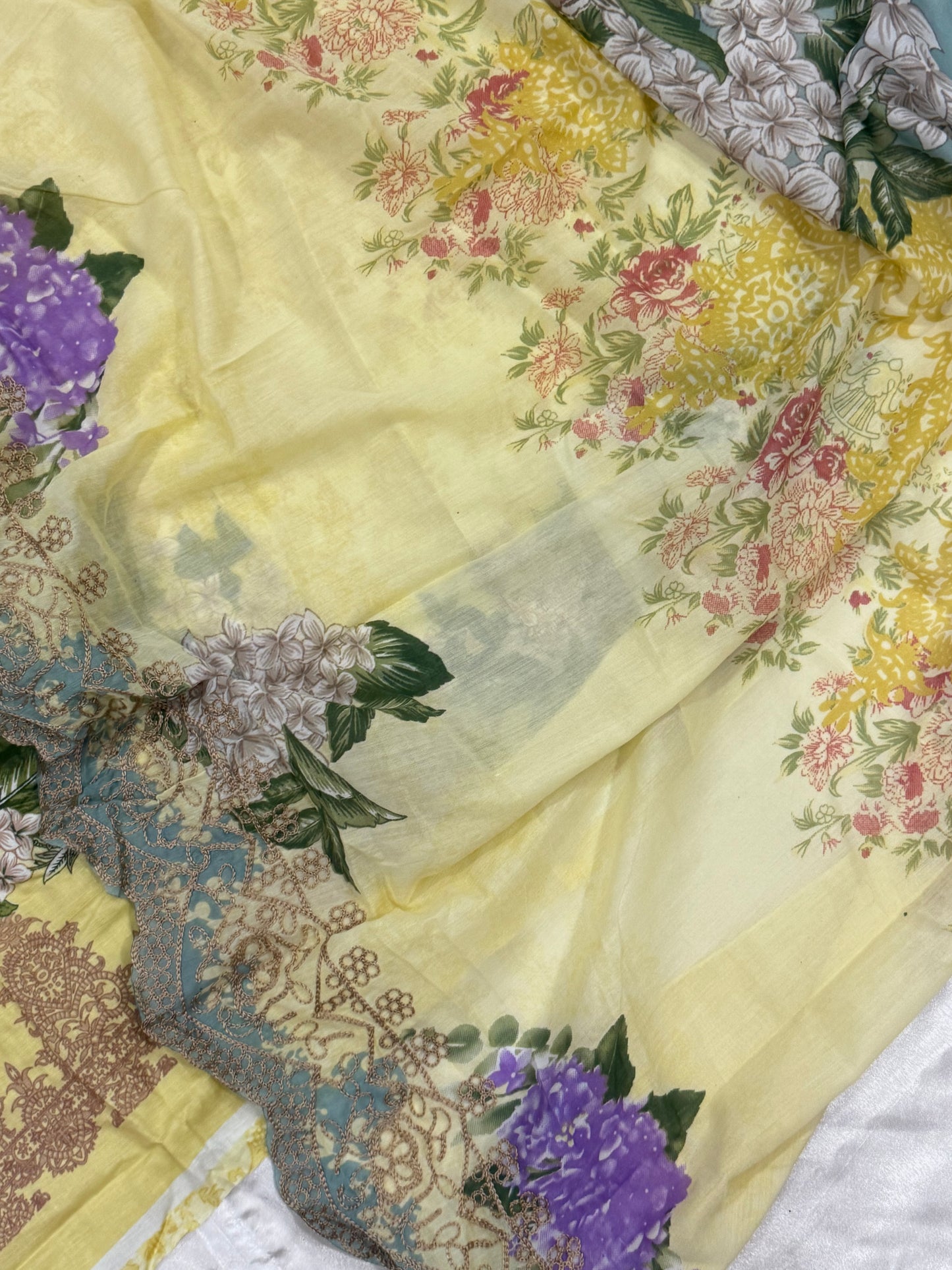 HAALA LAWN EMBROIDERY PATCH SUIT 2 Q