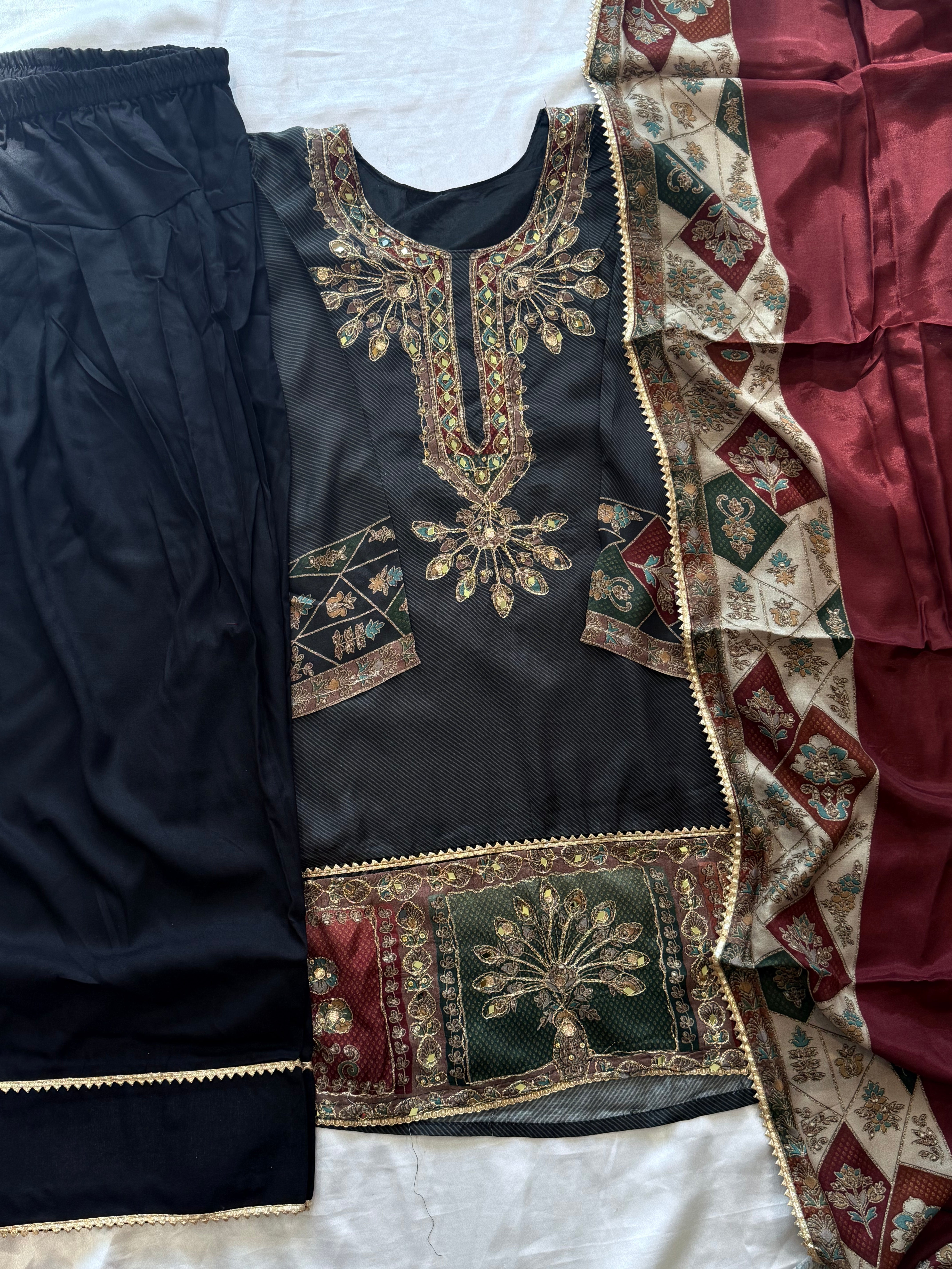 RAHI MUSLIN FARSHI SHALWAR SUIT