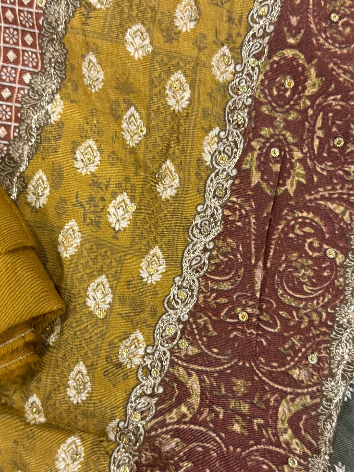 MUMTAZ MUSLIN EMBROIDERY SUIT 407 Q