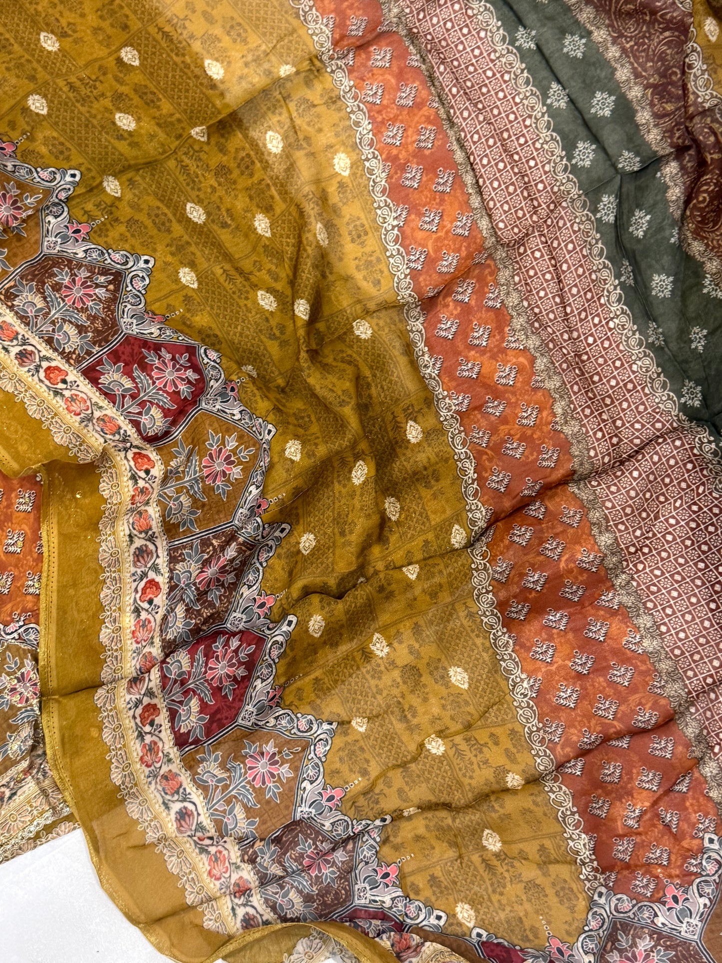 MUMTAZ MUSLIN EMBROIDERY SUIT 407 Q