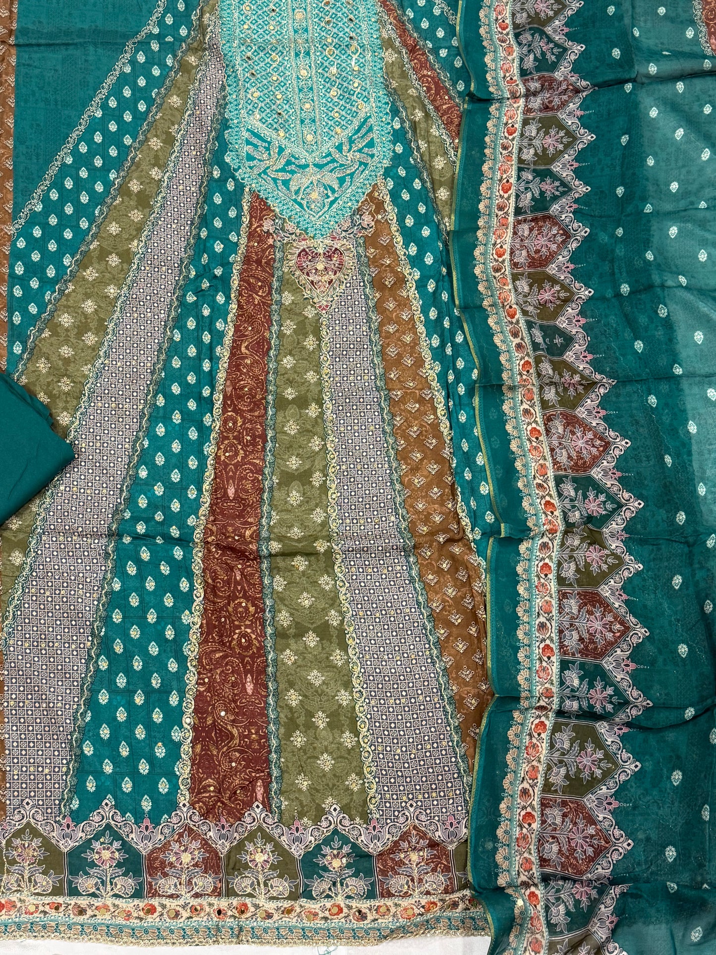MUMTAZ MUSLIN EMBROIDERY SUIT 407 Q