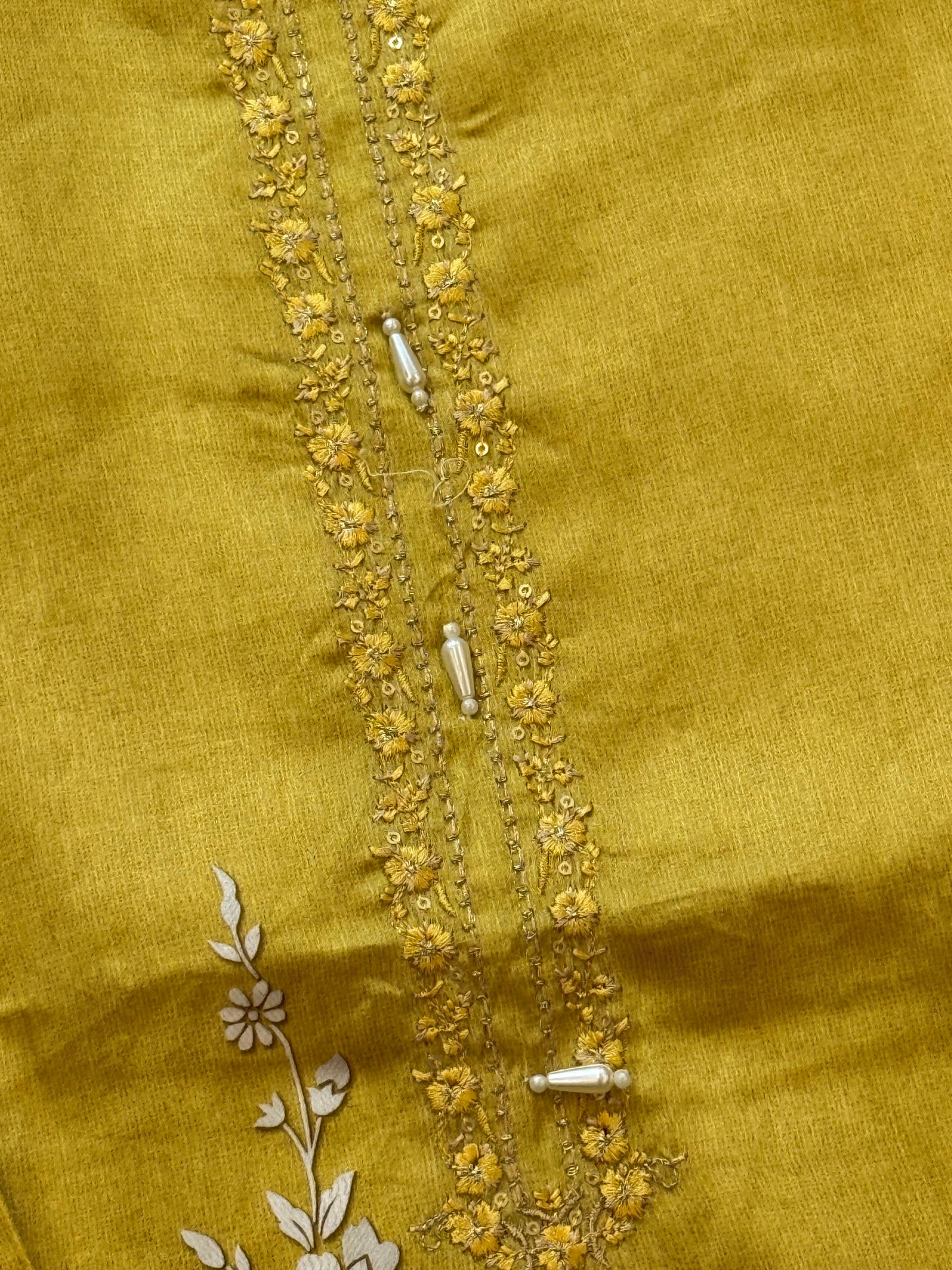 SHAMIANA LAWN READYMADE SUIT  3  Q
