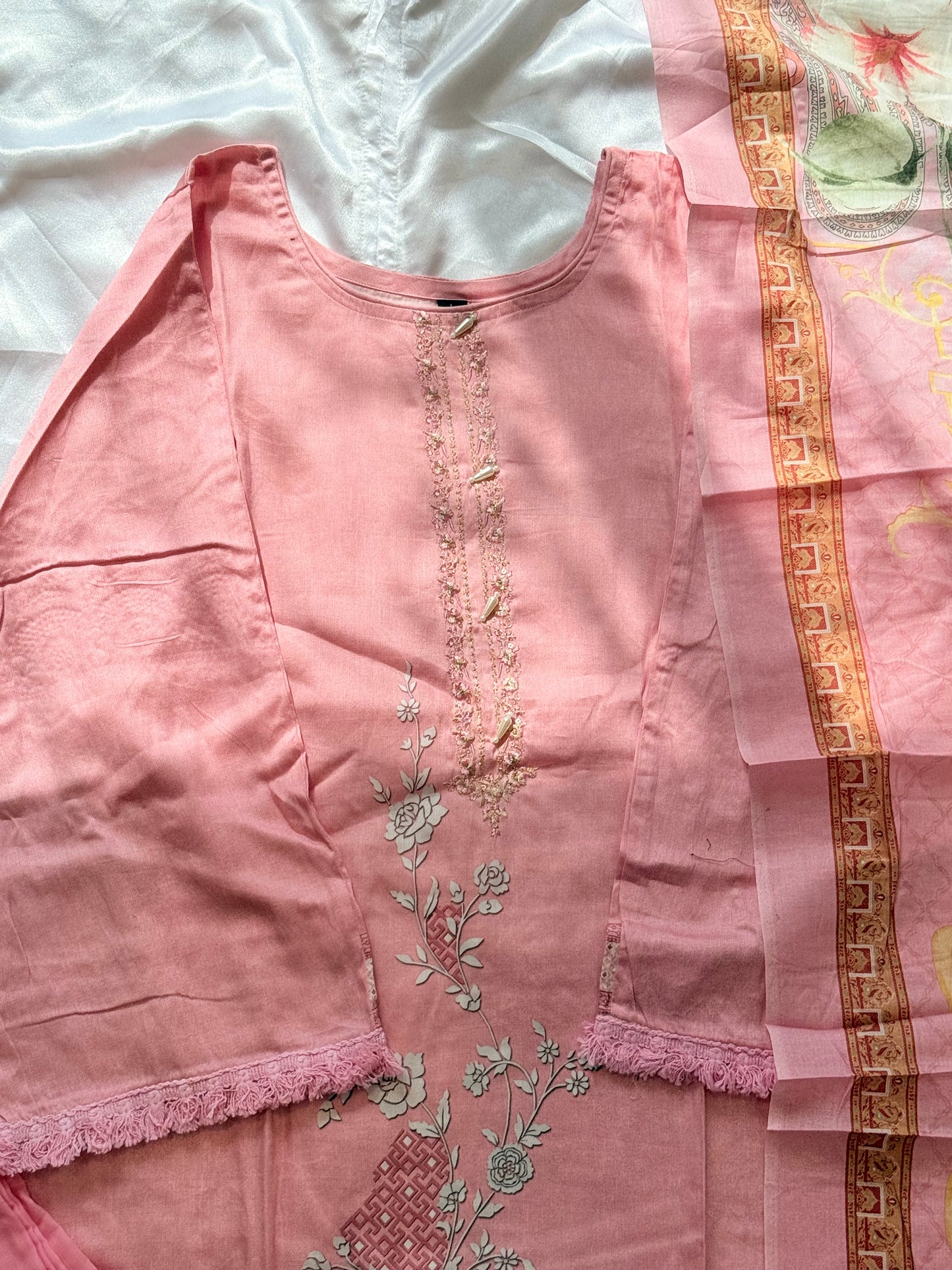SHAMIANA LAWN READYMADE SUIT 1 Q