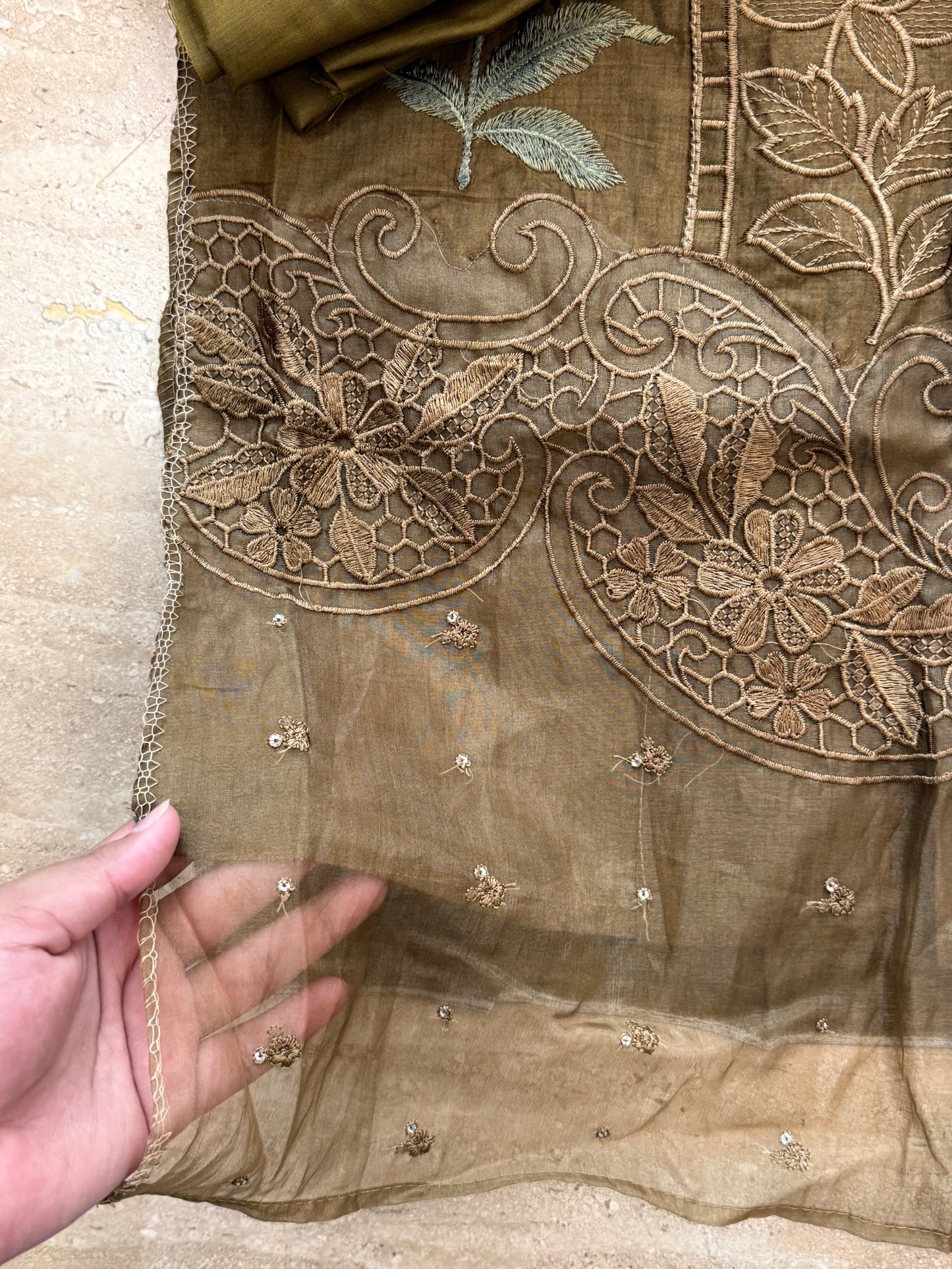 DS COTTON EMBROIDERY PATCH SUIT 3 Q