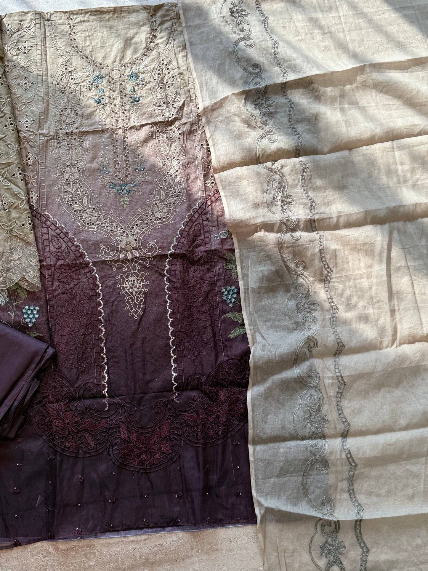 DS COTTON EMBROIDERY PATCH SUIT 4  Q