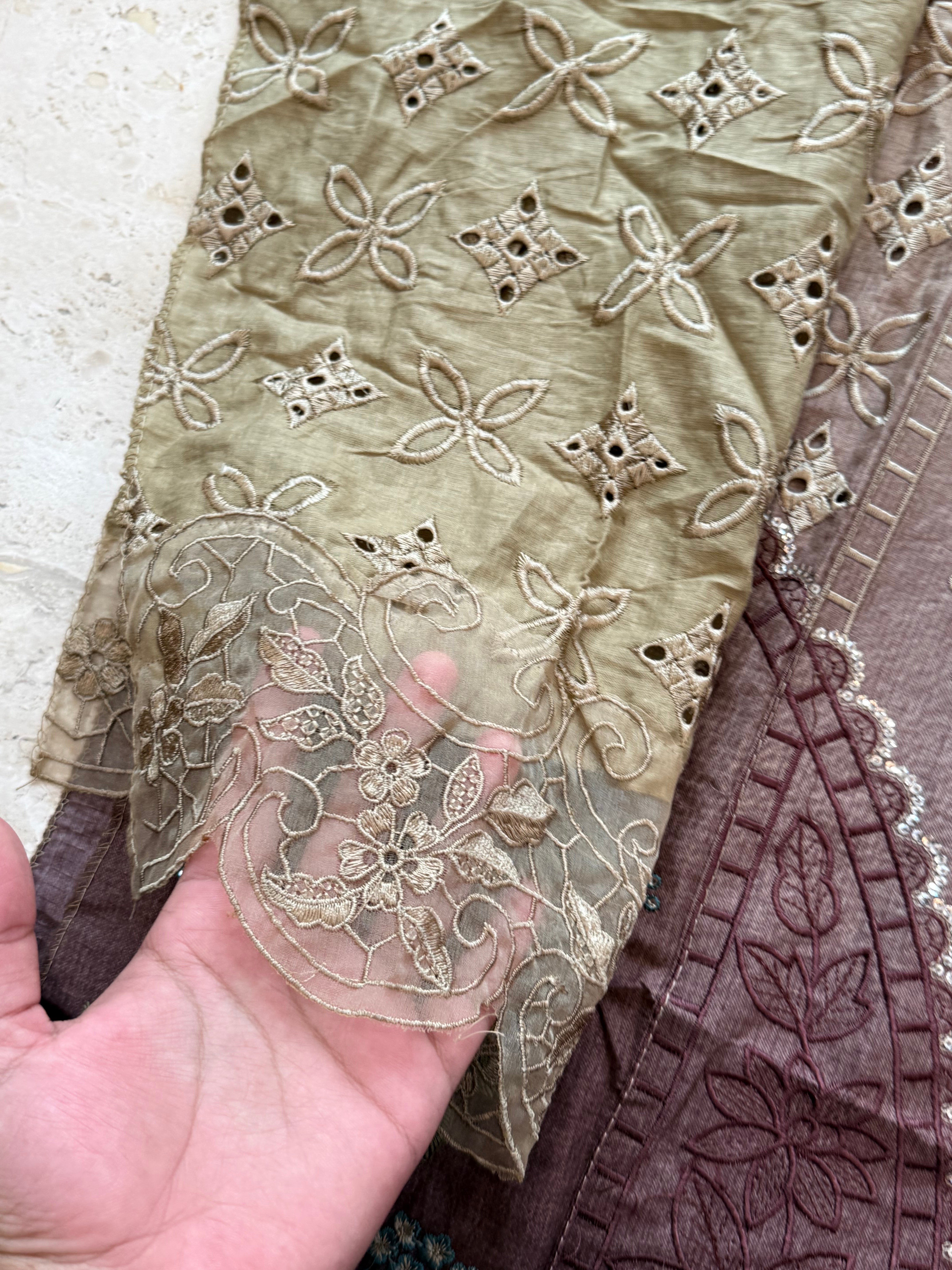 DS COTTON EMBROIDERY PATCH SUIT 4  Q