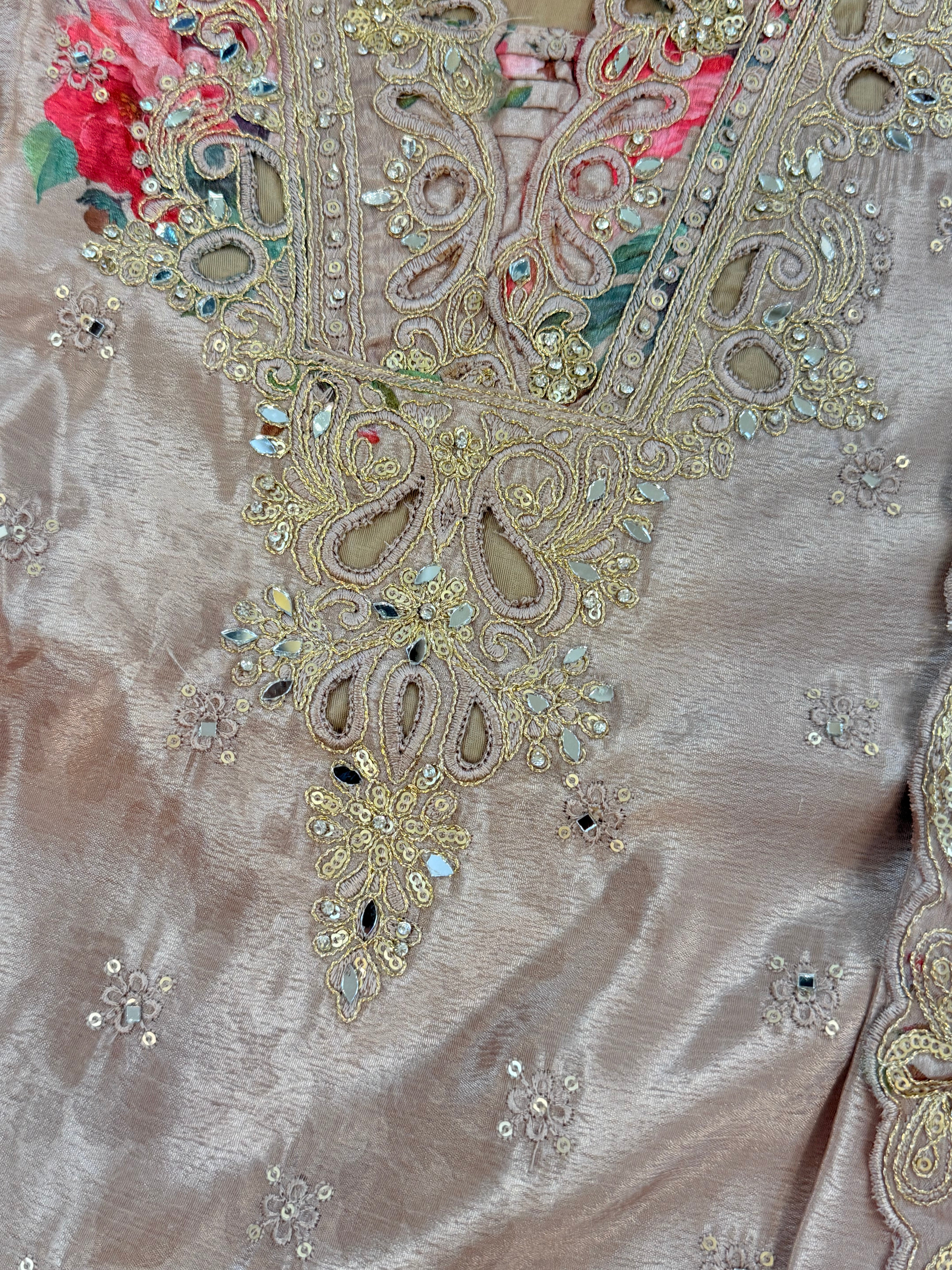 CHINNON SILK READYMADE EMBROIDERY SUIT 977 Q